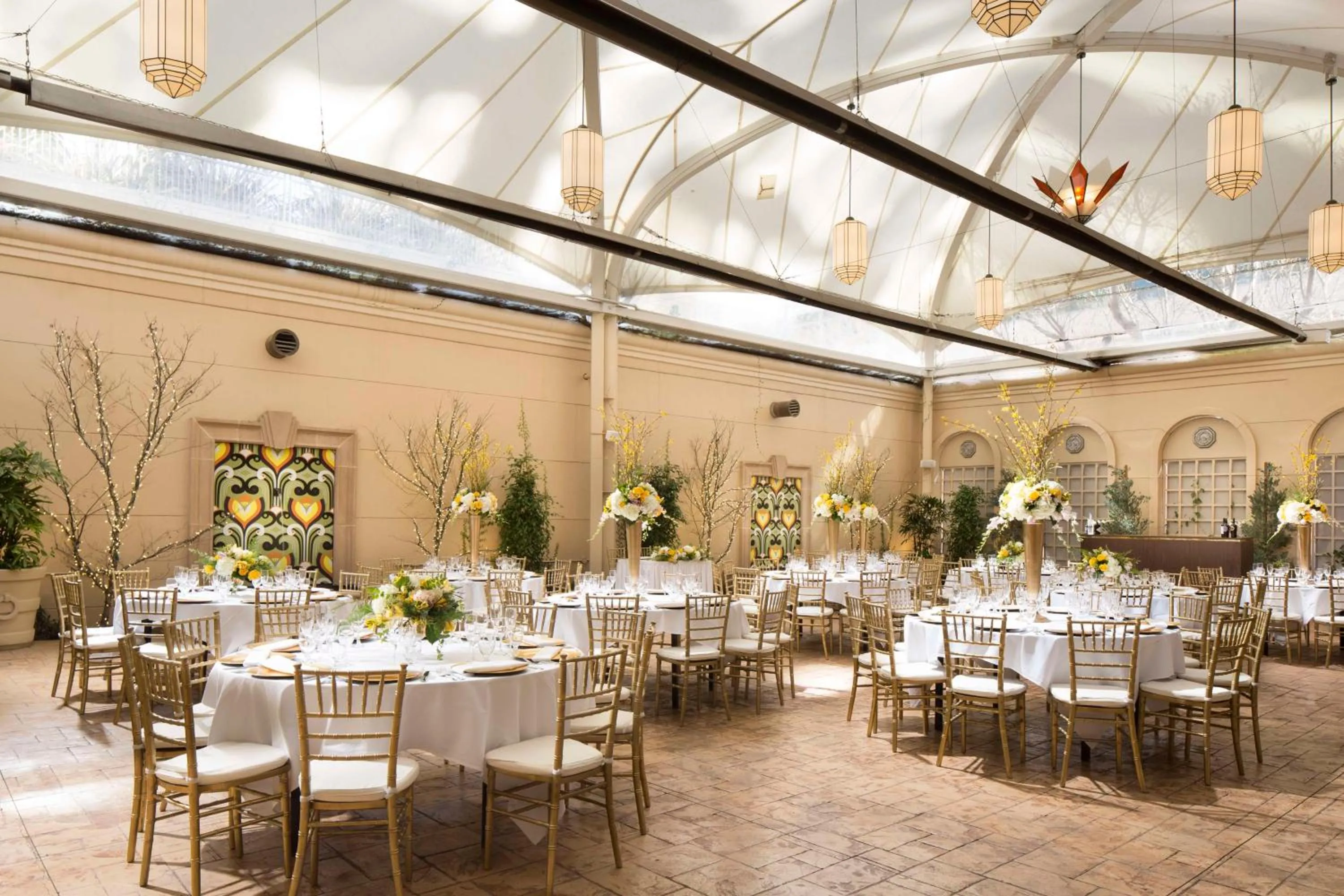 Meeting/conference room in Hotel de Anza by IHG