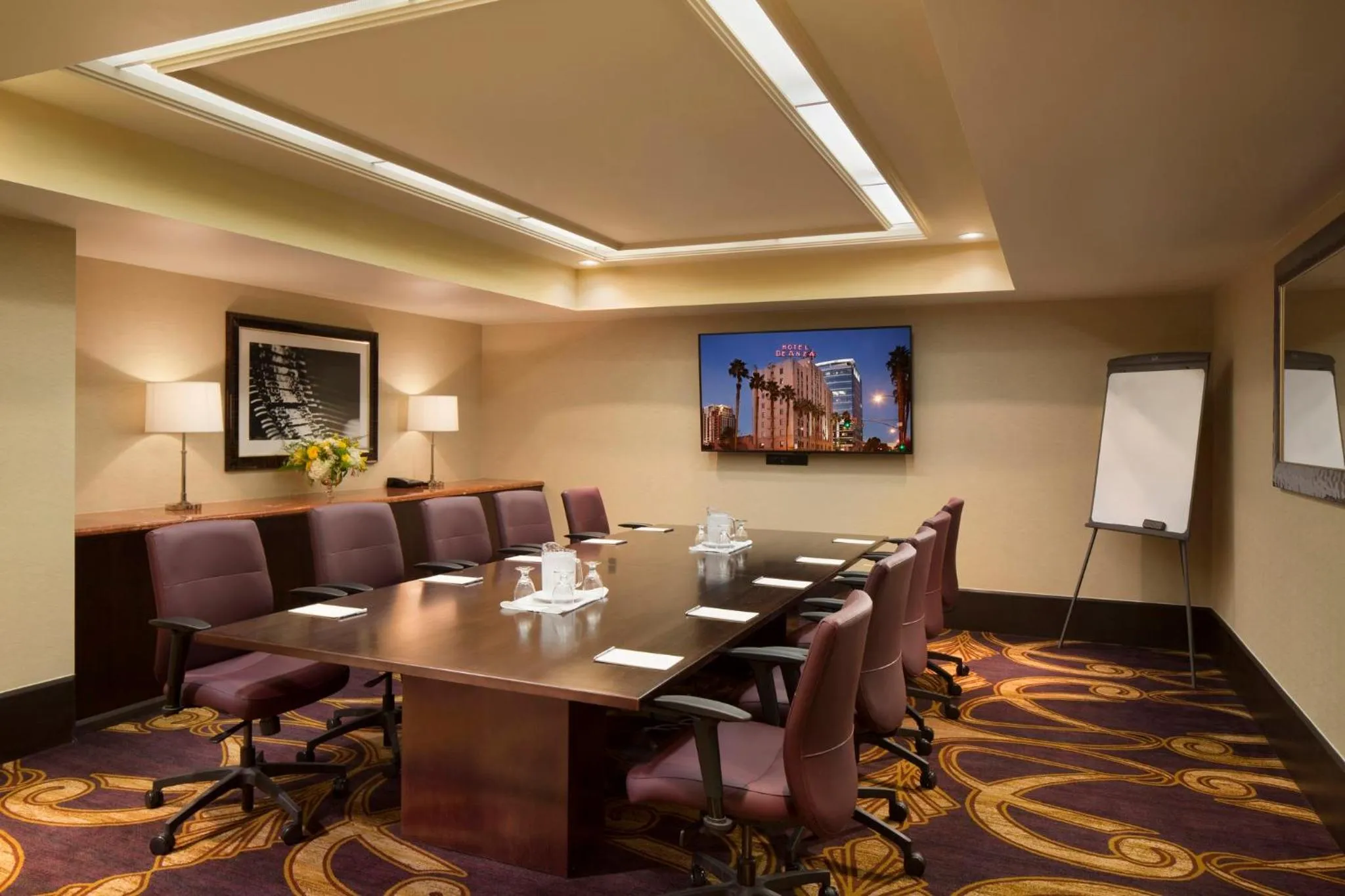 Meeting/conference room in Hotel de Anza by IHG