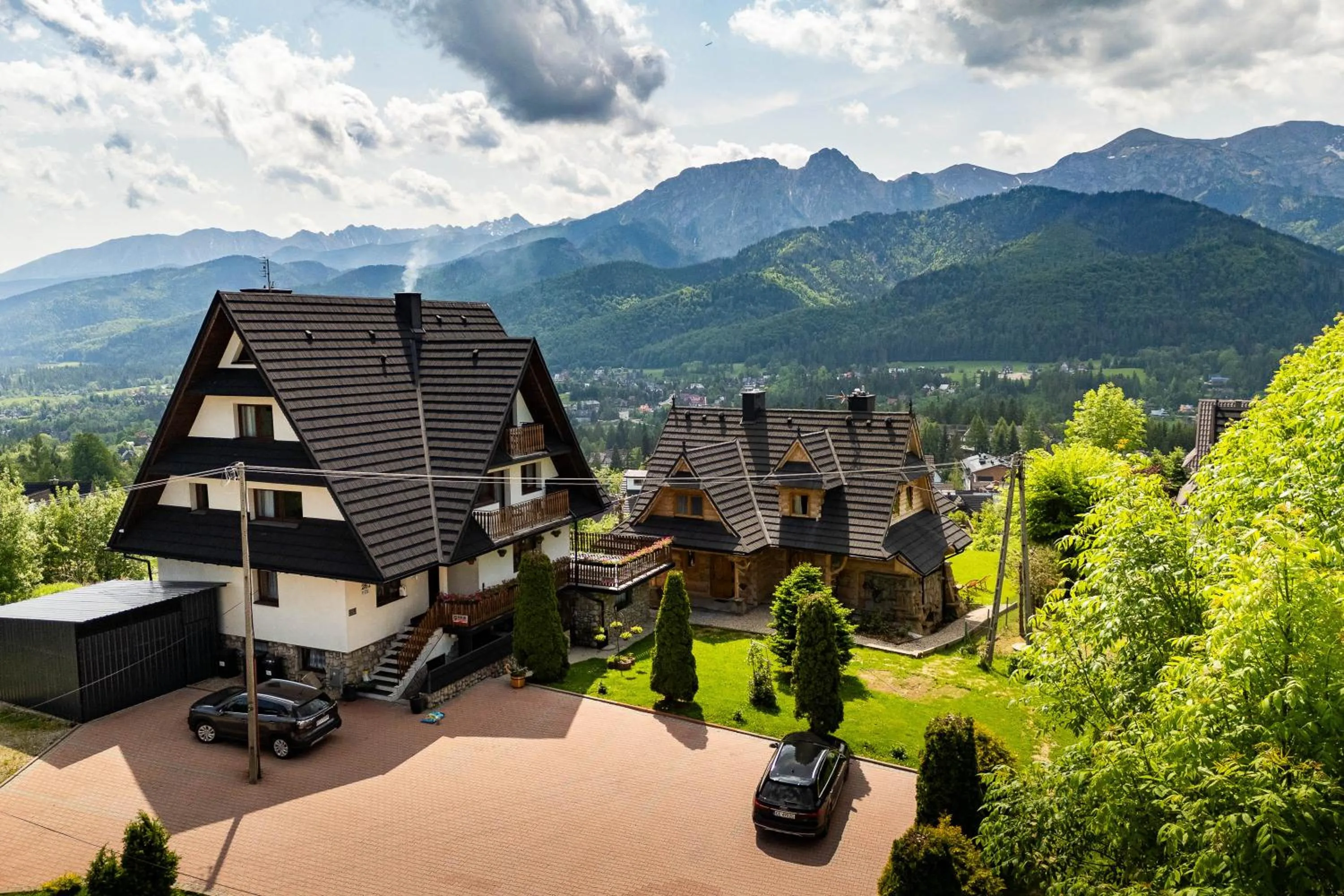 Property building in Willa Turnia