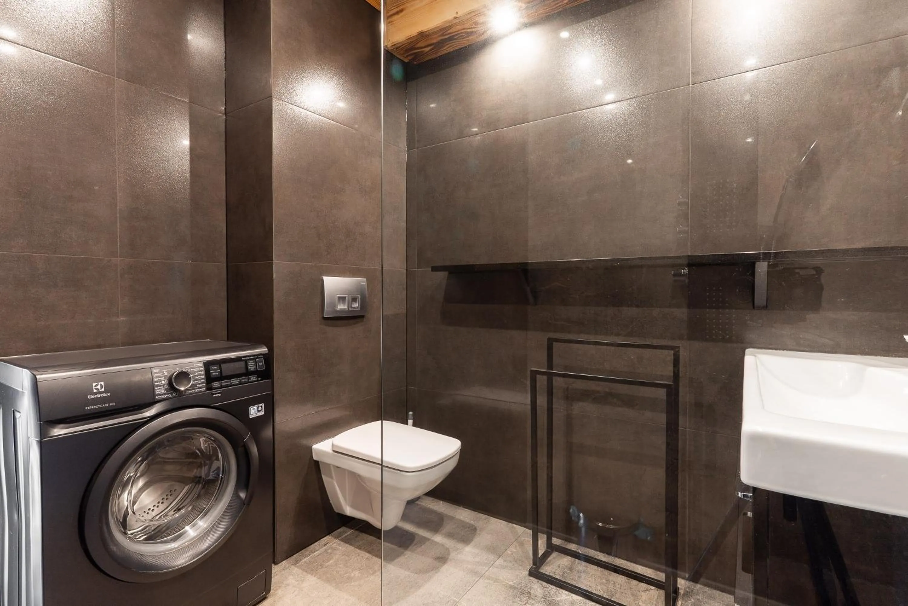 Toilet in Willa Turnia