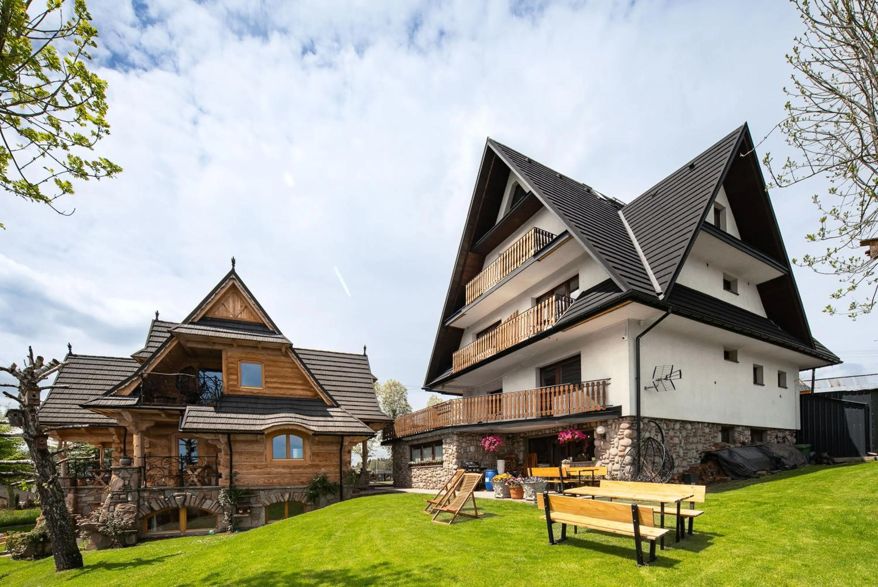 Property building in Willa Turnia