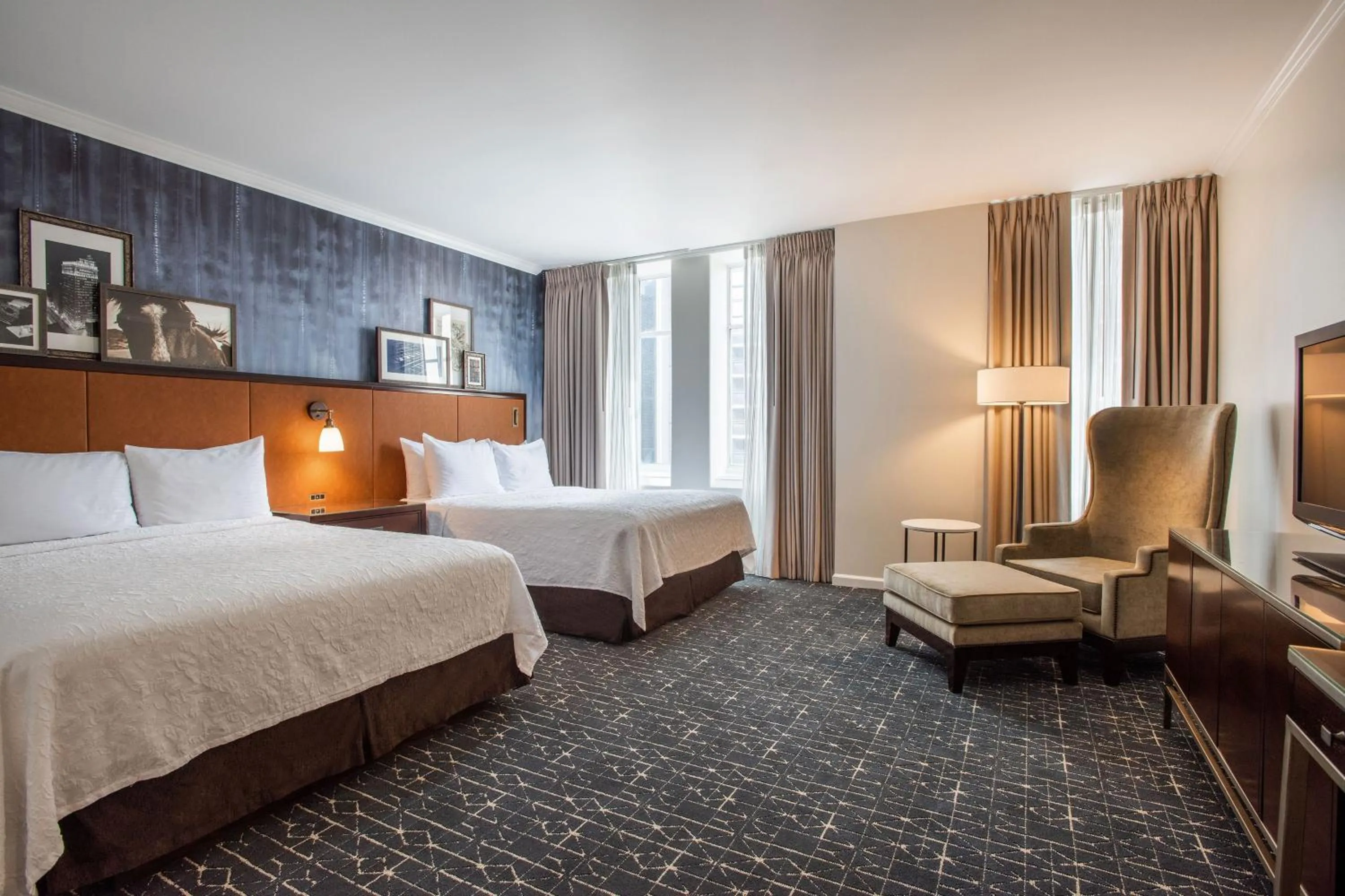 Photo of the whole room, Bed in Magnolia Hotel Houston, a Tribute Portfolio Hotel