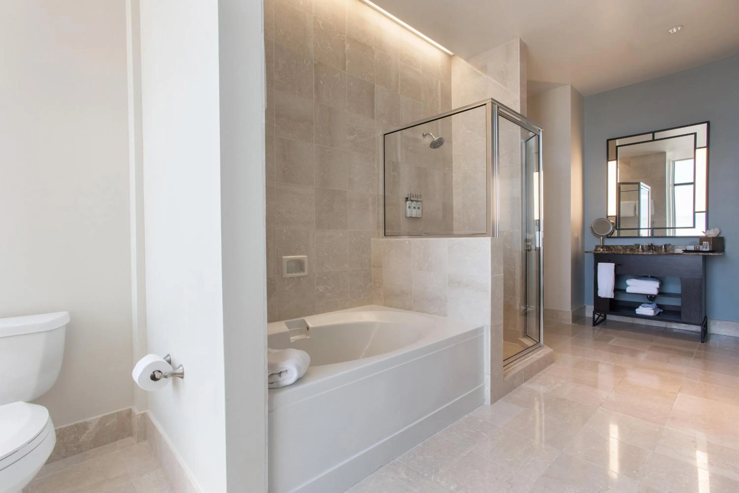 Bathroom in Magnolia Hotel Houston, a Tribute Portfolio Hotel