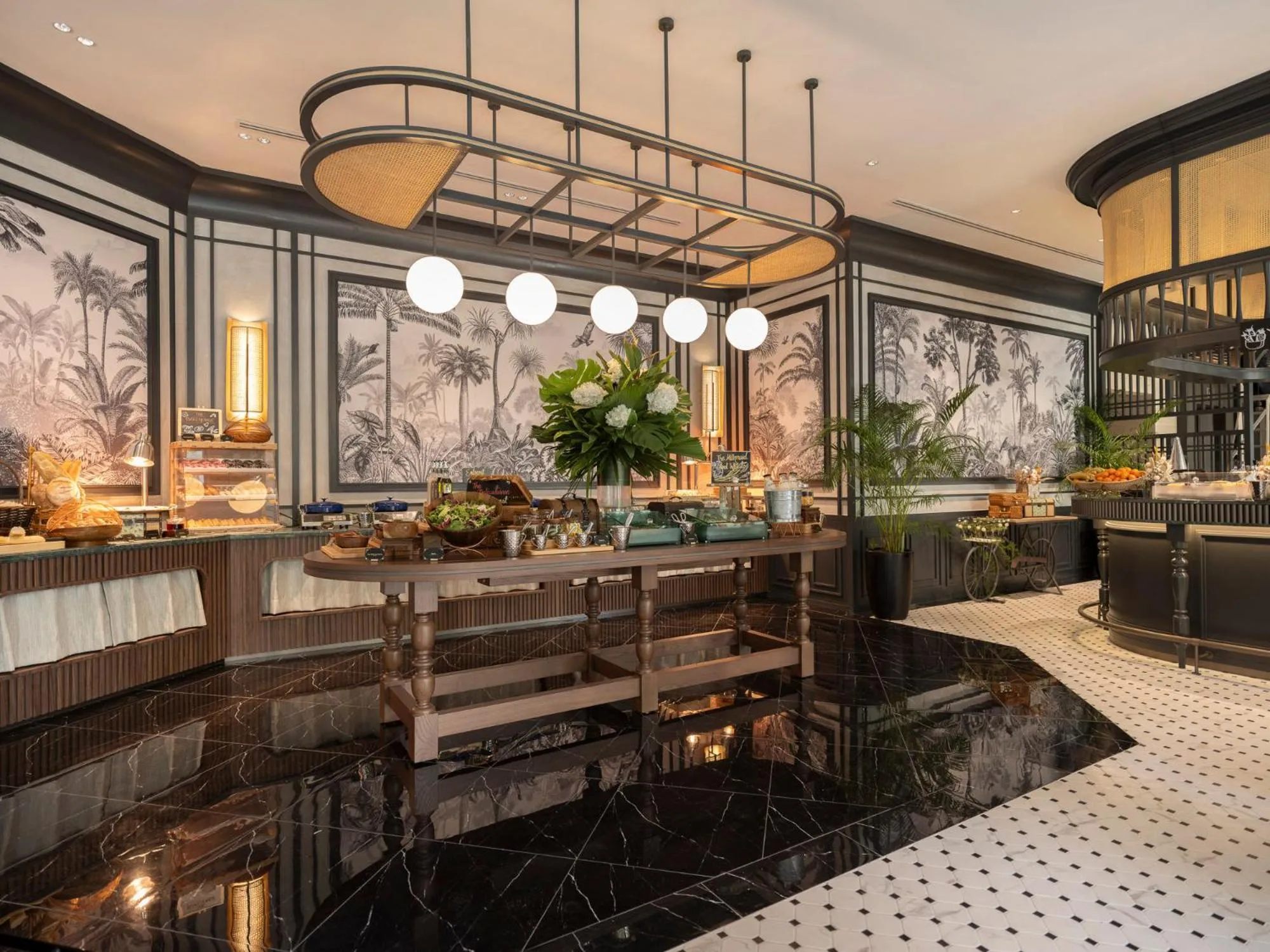 Restaurant/places to eat in The Robertson House by The Crest Collection