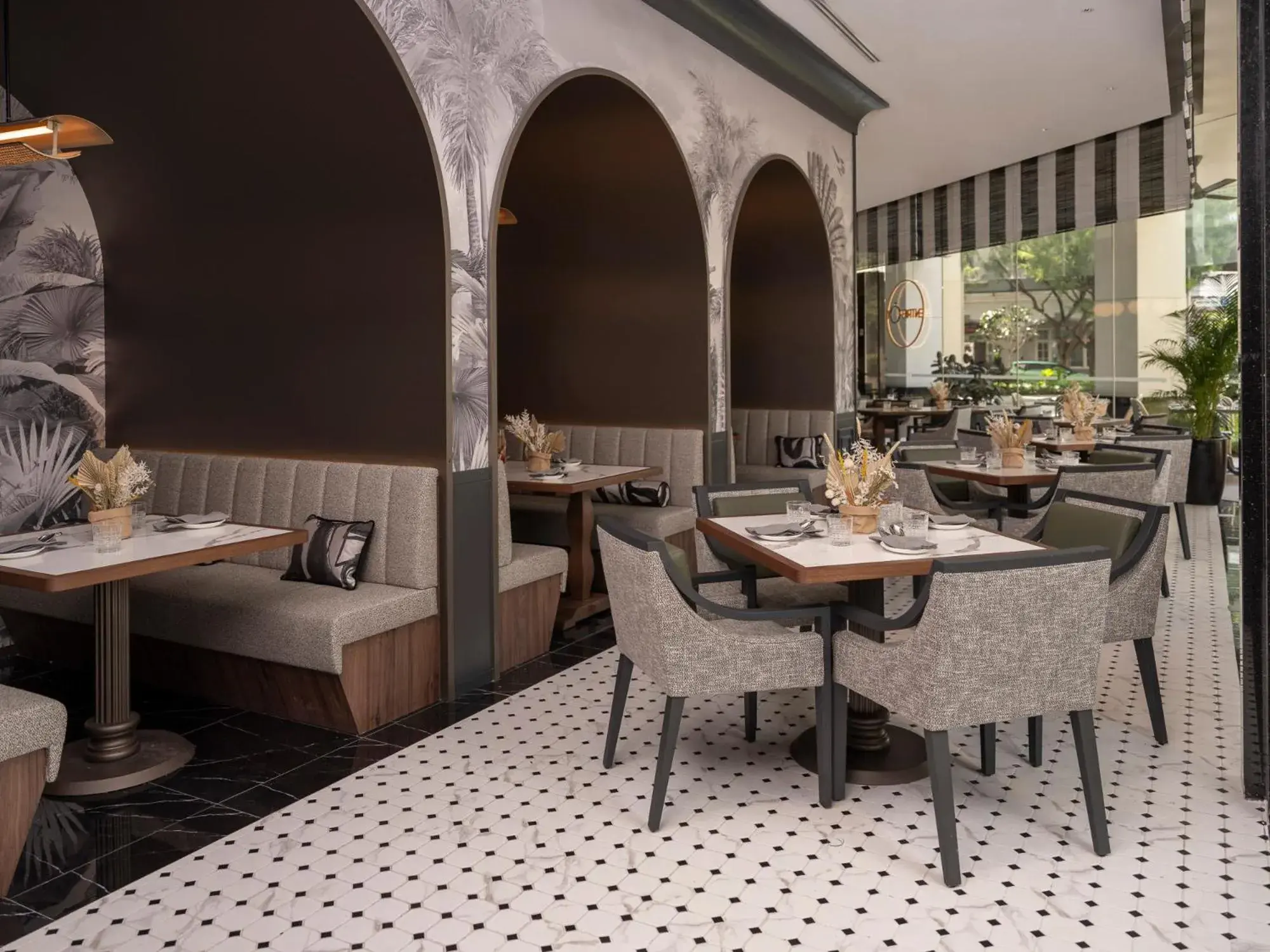 Restaurant/places to eat in The Robertson House by The Crest Collection Restaurant/places to eat in The Robertson House by The Crest Collection