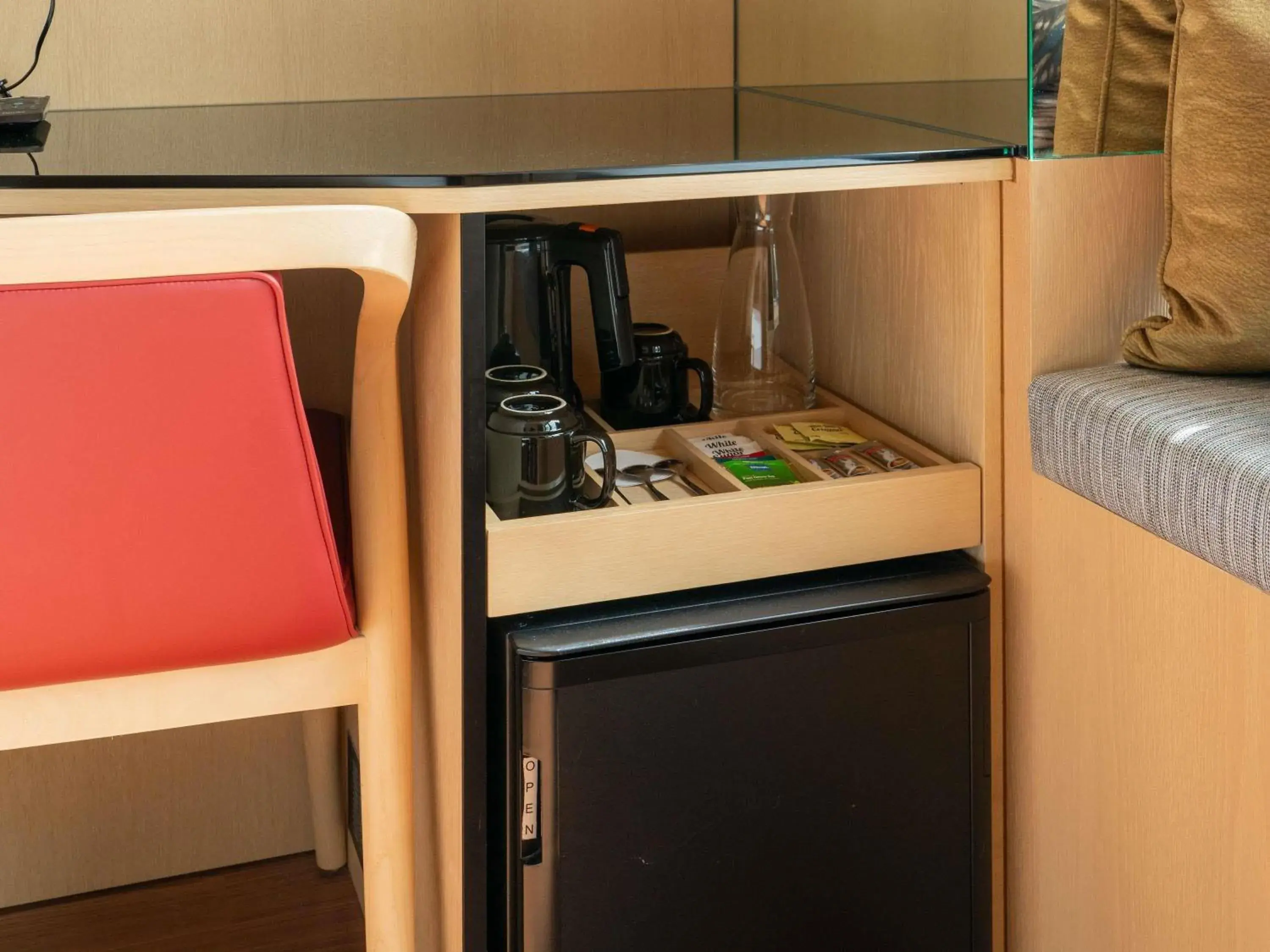 Bedroom in Ibis Singapore on Bencoolen - Newly Renovated Bedroom in Ibis Singapore on Bencoolen - Newly Renovated