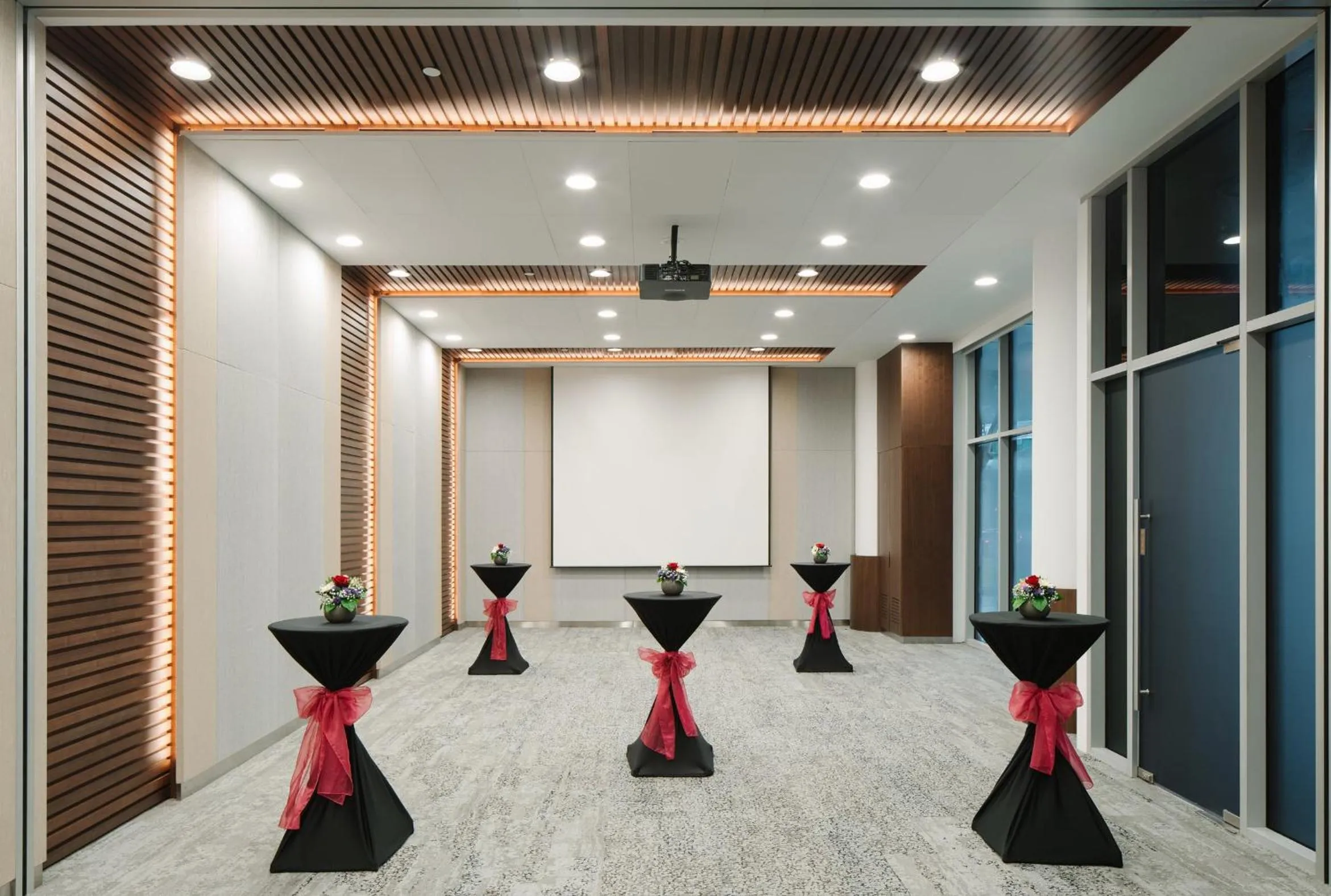 Meeting/conference room in Ibis Singapore on Bencoolen - Newly Renovated