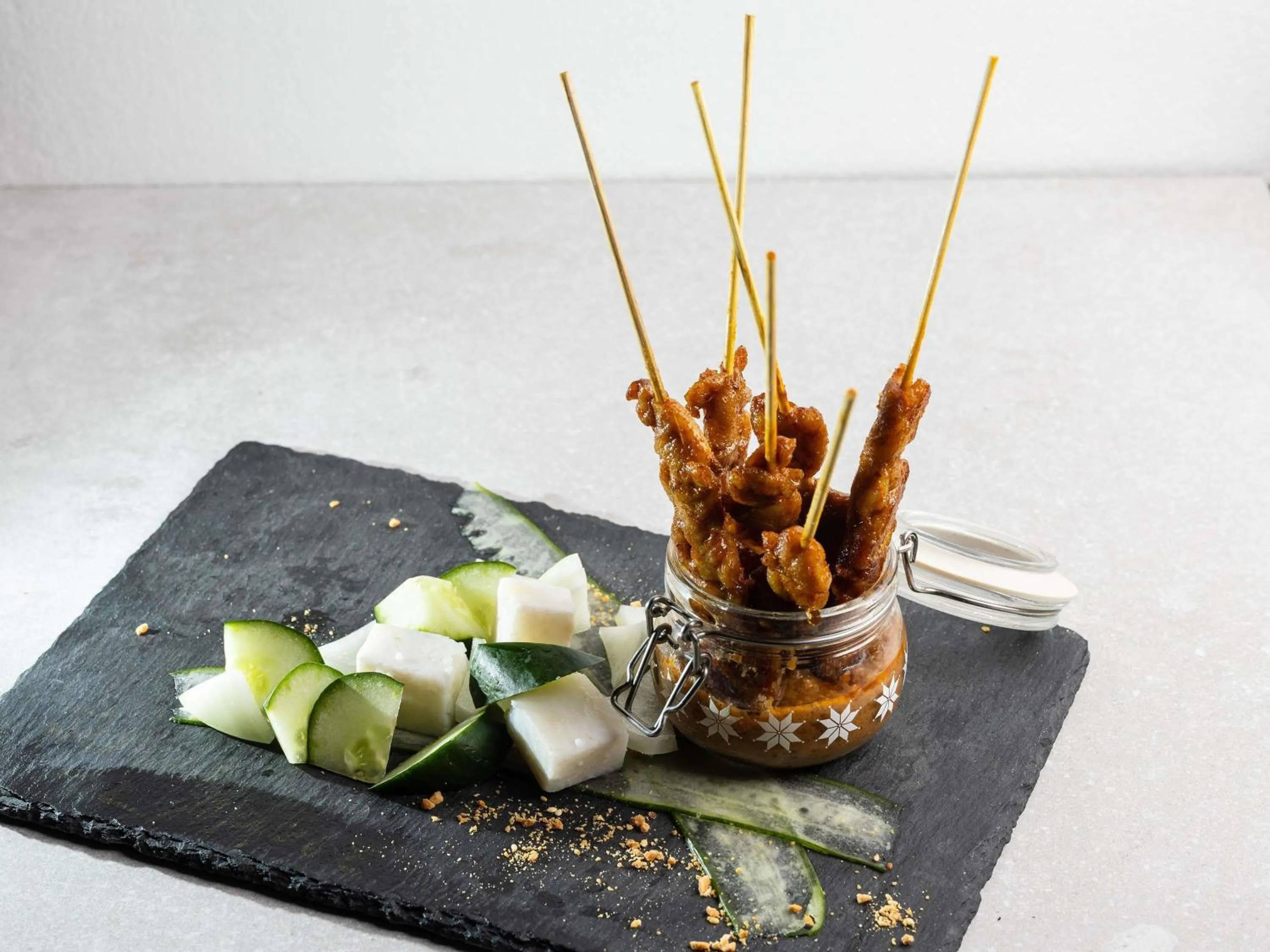 Restaurant/places to eat in Ibis Singapore on Bencoolen - Newly Renovated