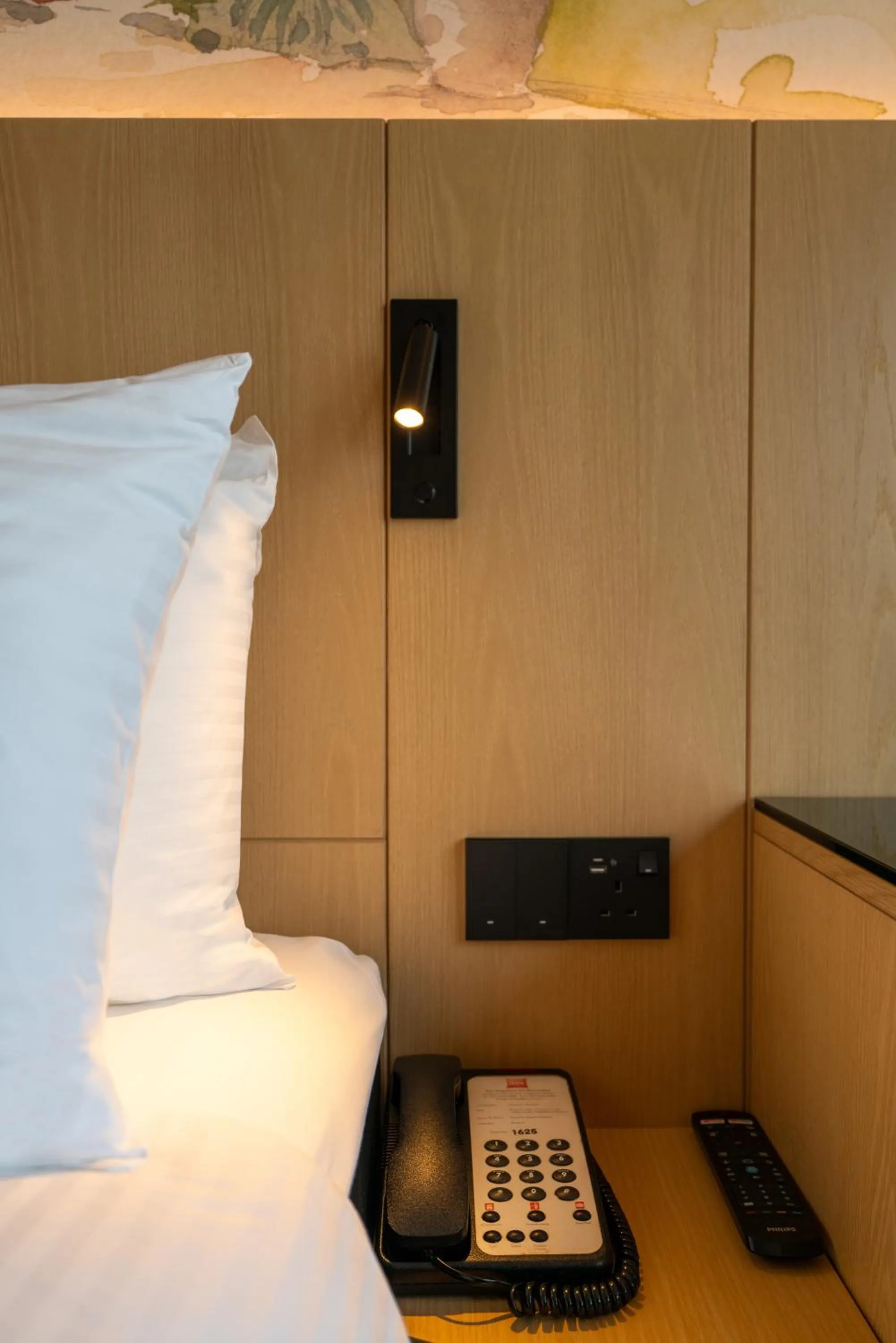 View (from property/room), Bed in Ibis Singapore on Bencoolen - Newly Renovated