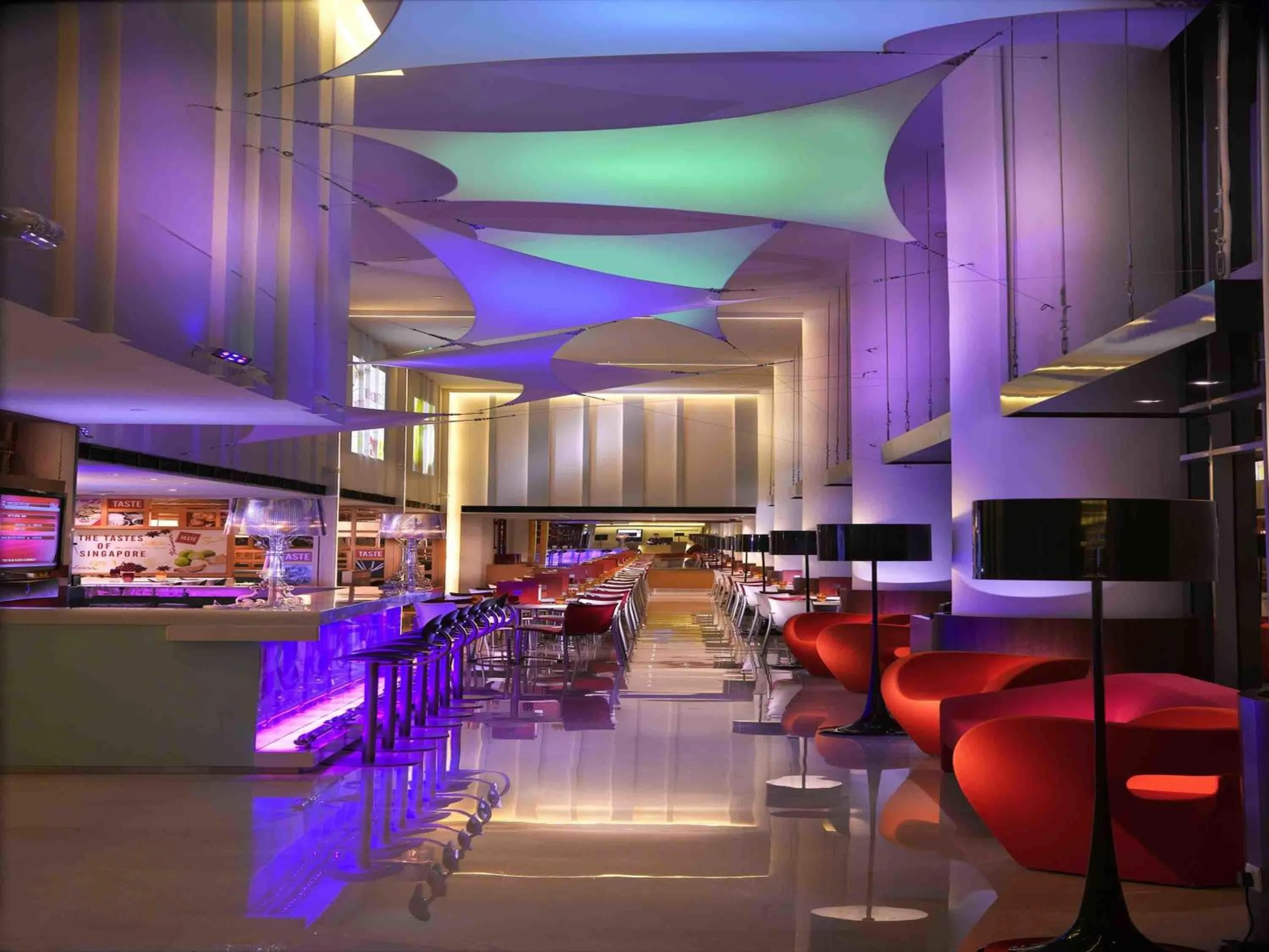 Restaurant/places to eat in Ibis Singapore on Bencoolen - Newly Renovated