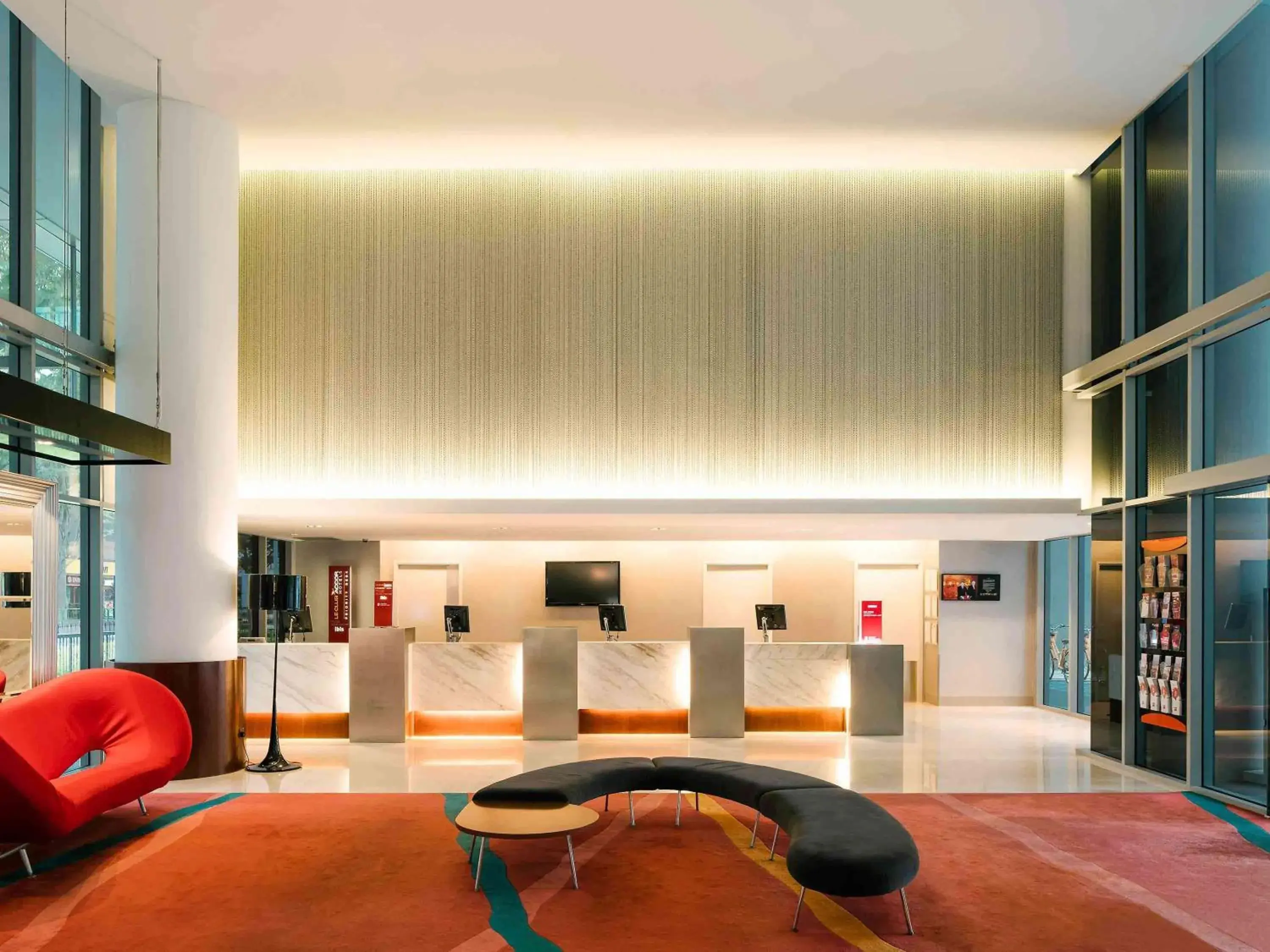 Property building in Ibis Singapore on Bencoolen - Newly Renovated Property building in Ibis Singapore on Bencoolen - Newly Renovated