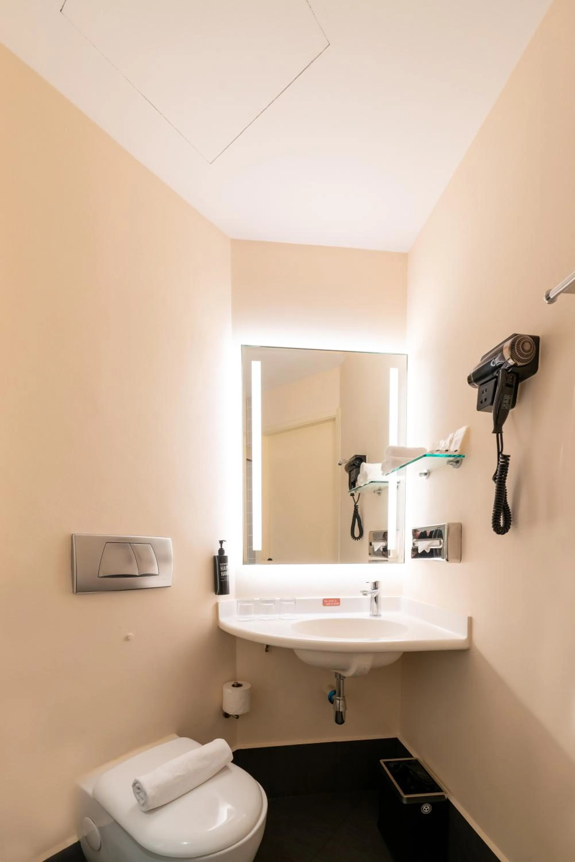Bathroom in Ibis Singapore on Bencoolen - Newly Renovated