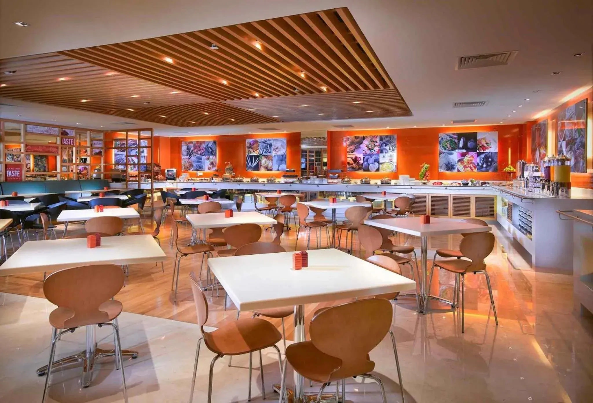 Restaurant/places to eat in Ibis Singapore on Bencoolen - Newly Renovated Restaurant/places to eat in Ibis Singapore on Bencoolen - Newly Renovated