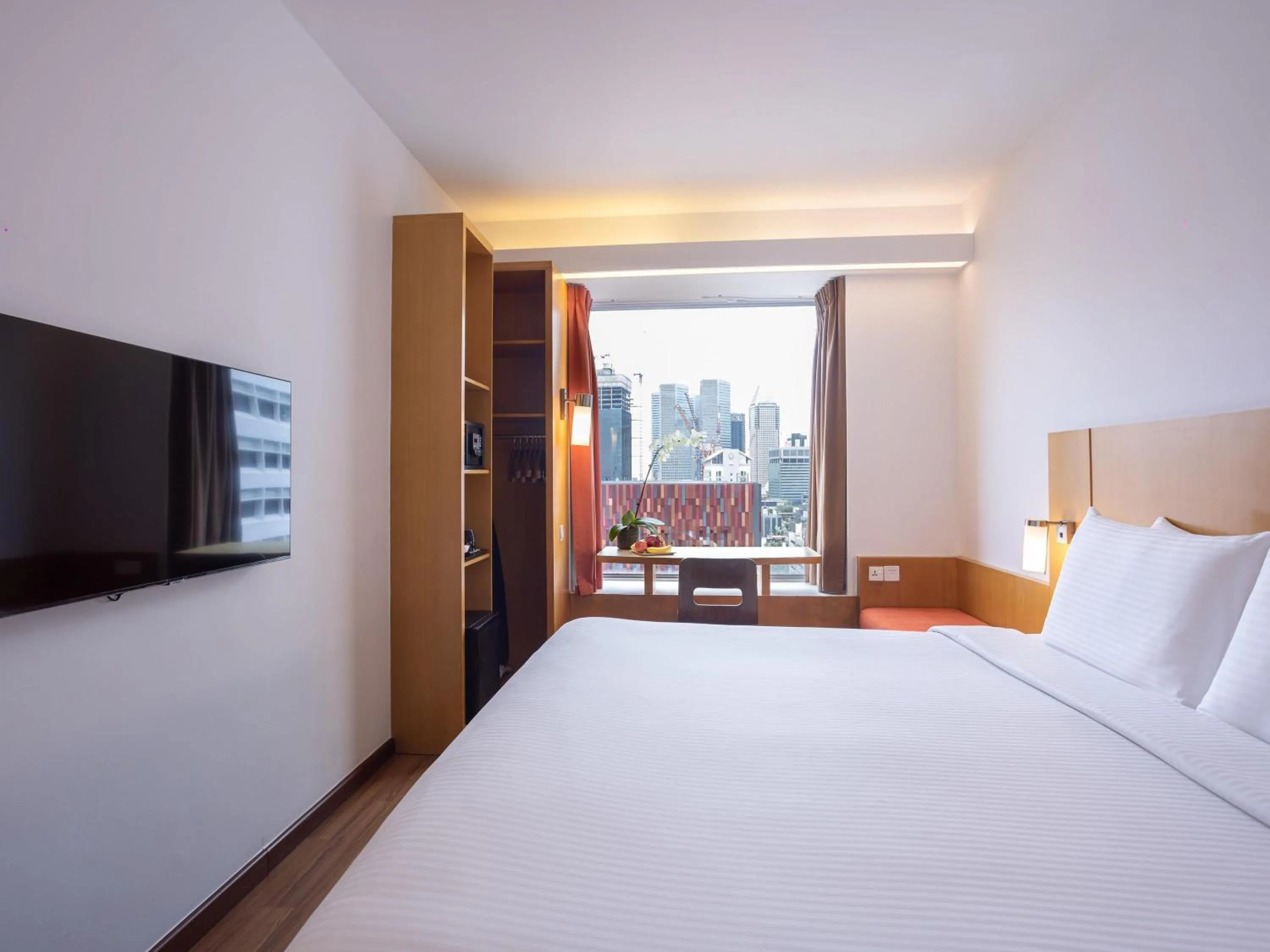 Bedroom, Bed in Ibis Singapore on Bencoolen - Newly Renovated