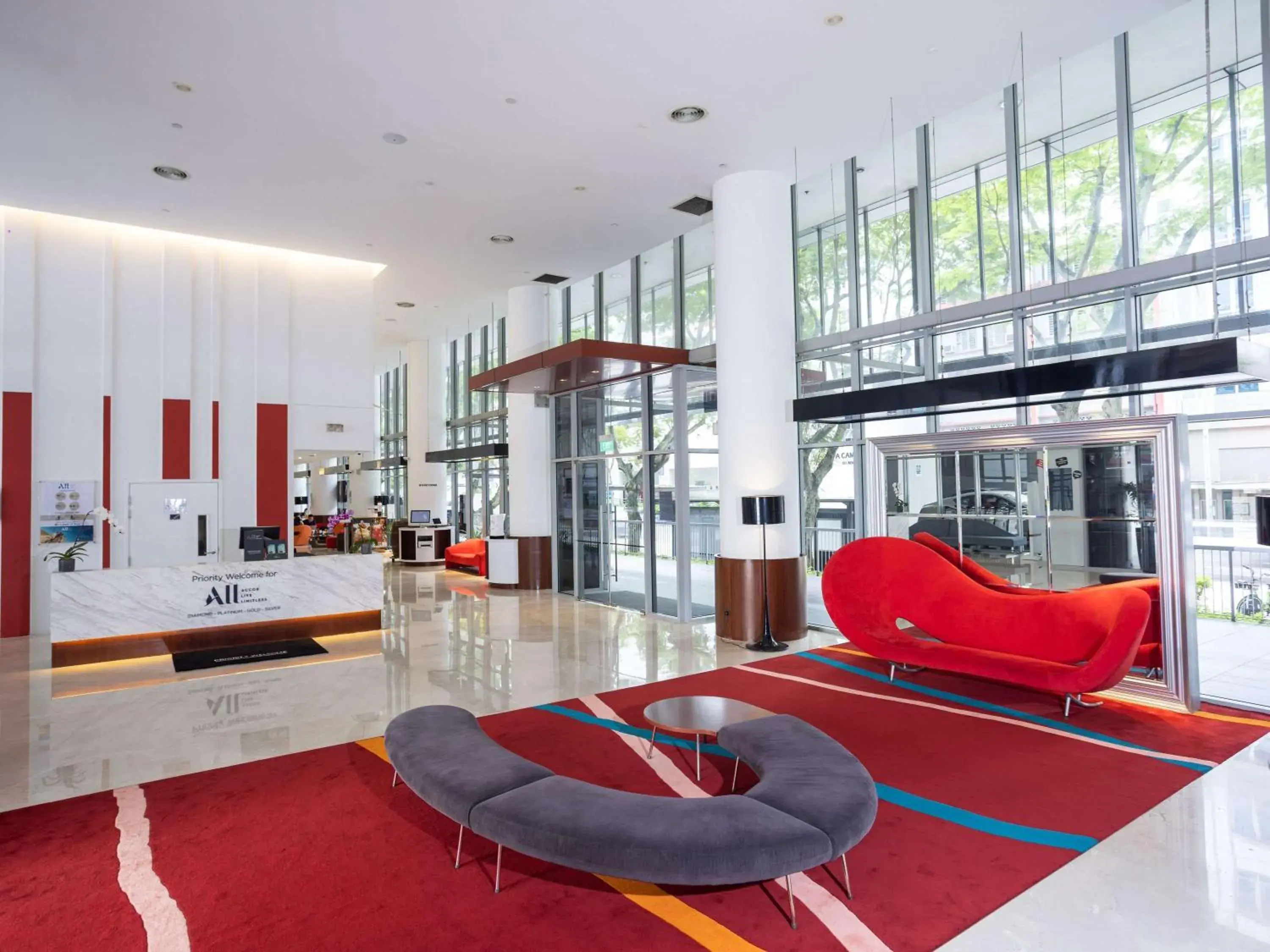 Property building in Ibis Singapore on Bencoolen - Newly Renovated Property building in Ibis Singapore on Bencoolen - Newly Renovated