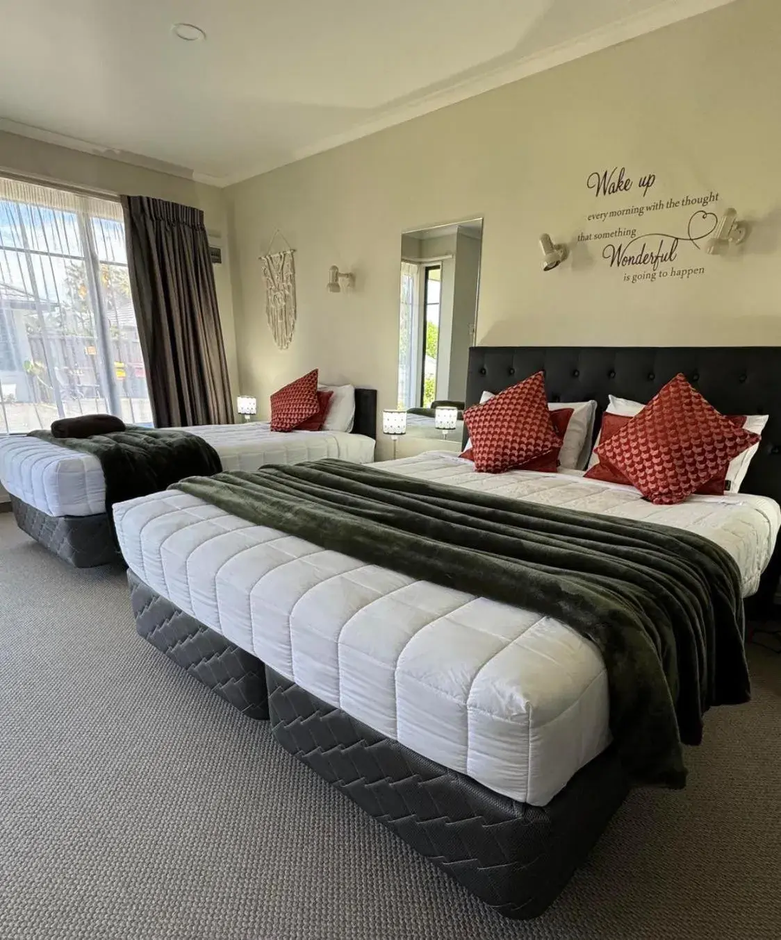 Bedroom, Bed in Centre Court Motel Bedroom, Bed in Centre Court Motel