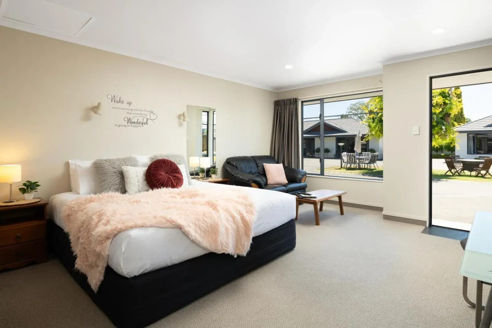 Bed in Centre Court Motel Bed in Centre Court Motel