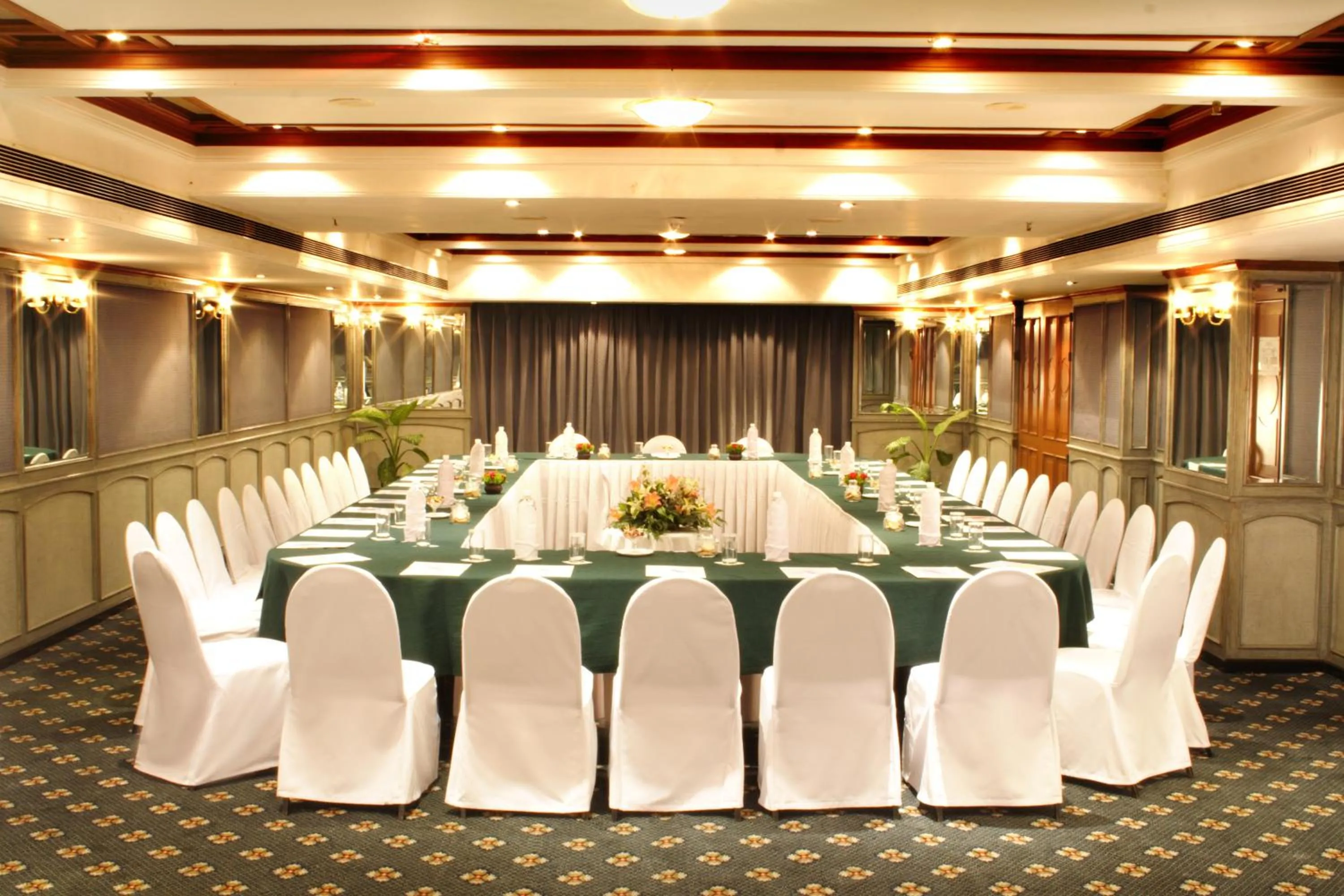 Business facilities in Aditya Park-A Sarovar Portico Hotel