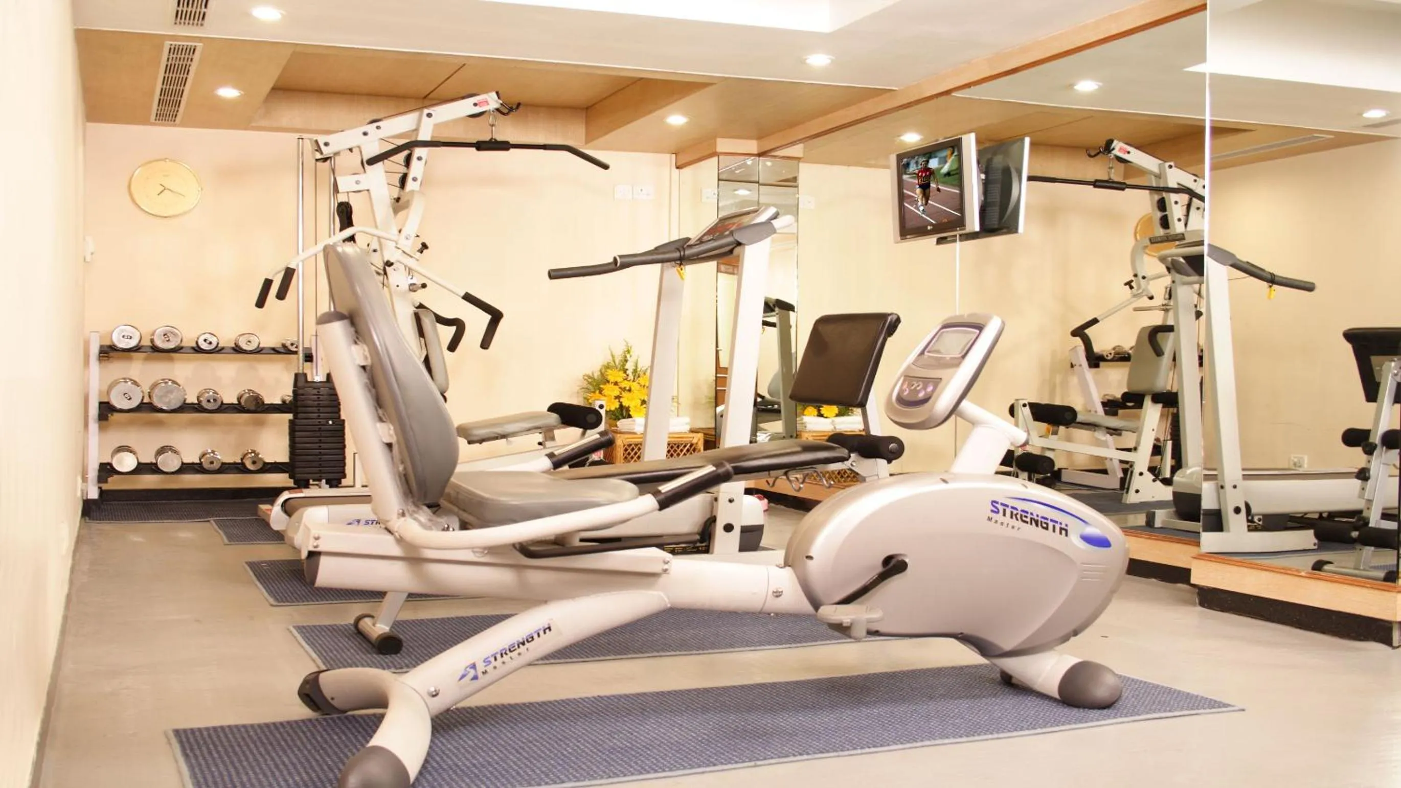 Fitness centre/facilities in Aditya Park-A Sarovar Portico Hotel
