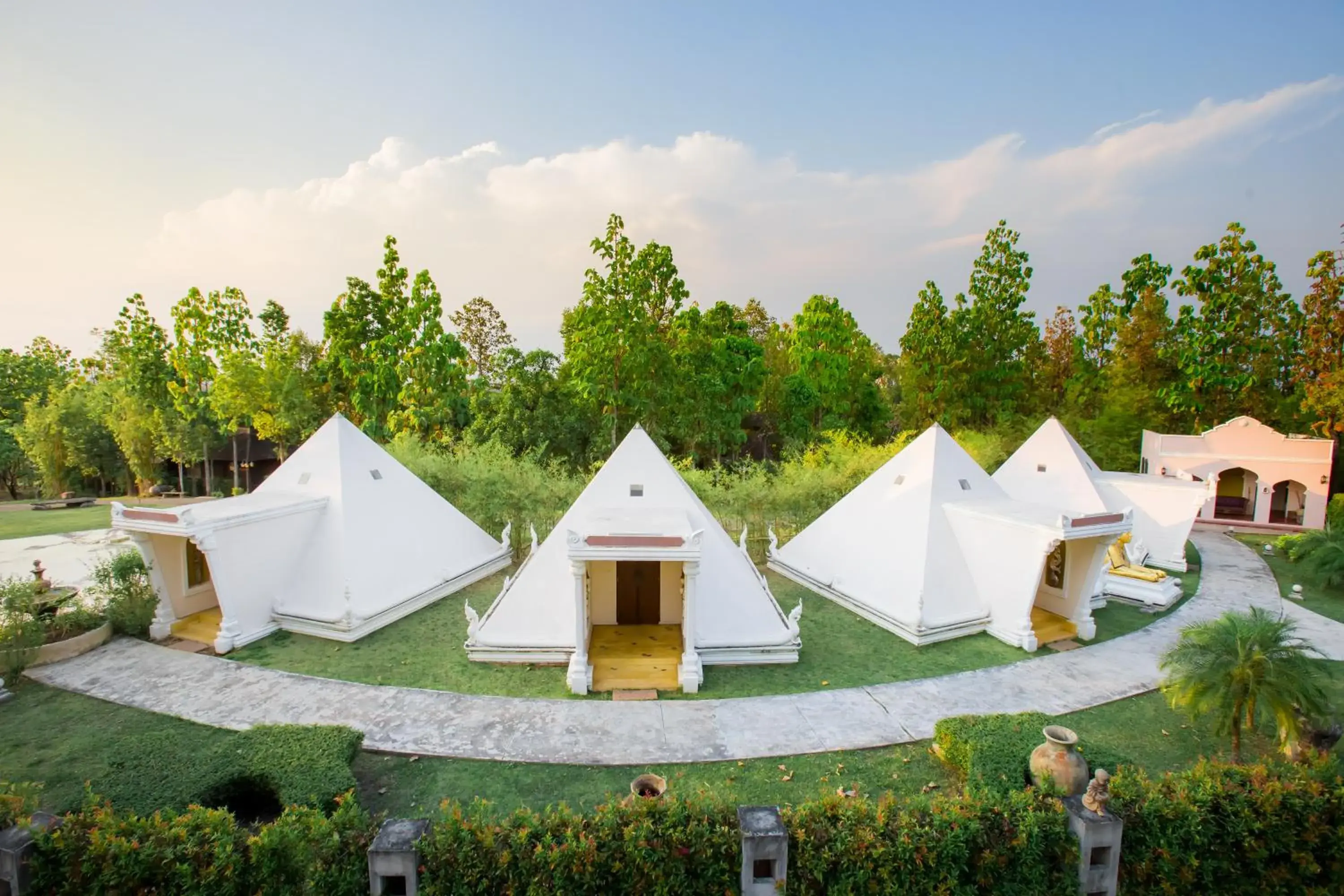 Garden view in Jirung Health Village Garden view in Jirung Health Village