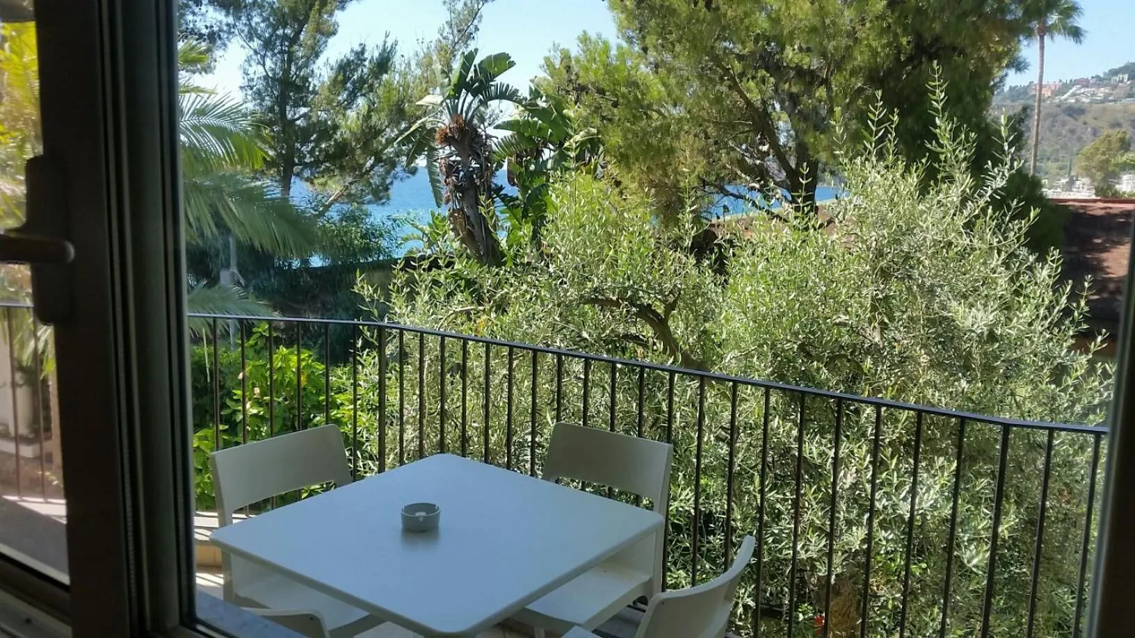 Garden view in Taormina Villa Oasis Residence