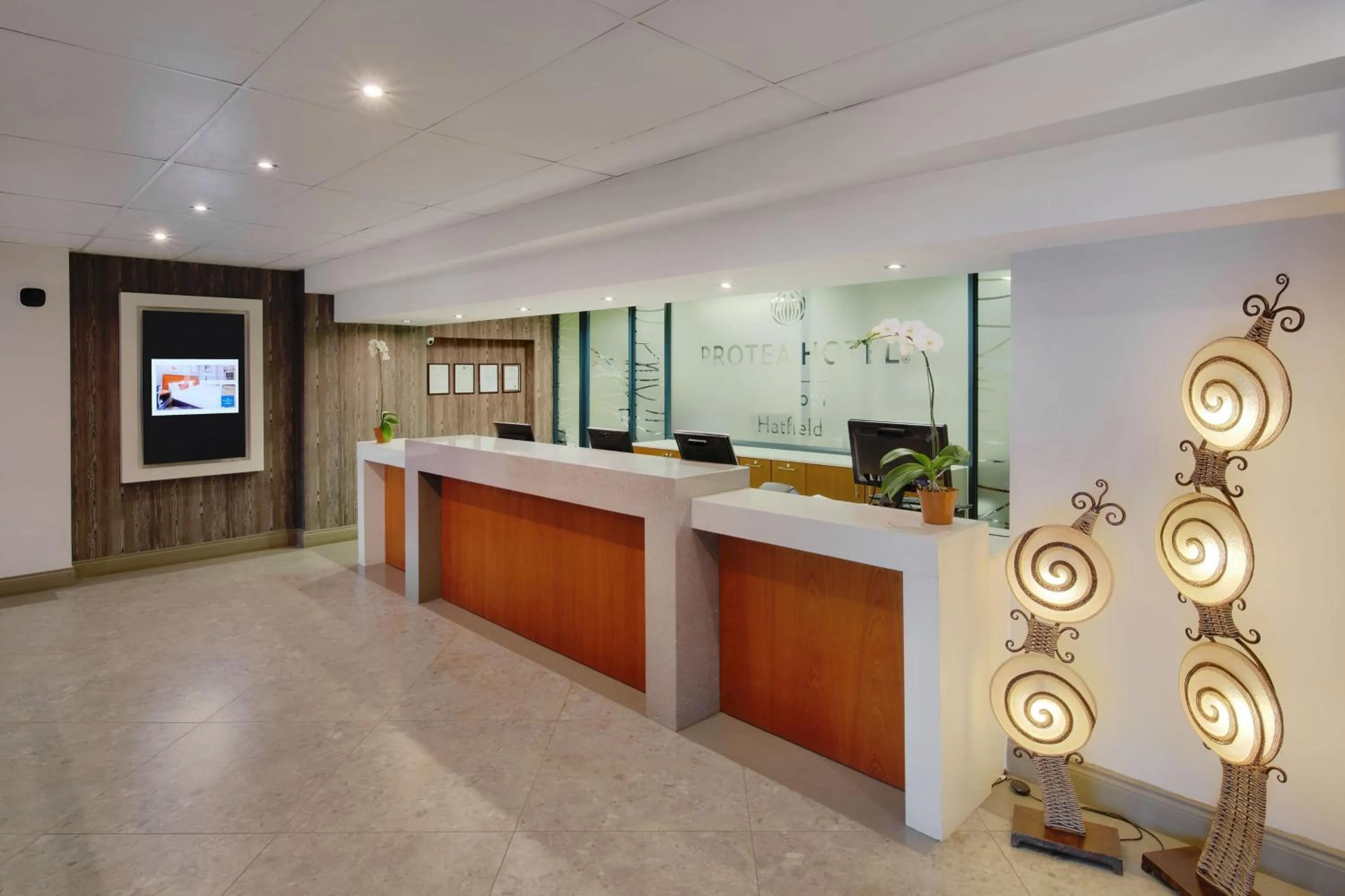 Lobby or reception in Protea Hotel by Marriott Pretoria Hatfield