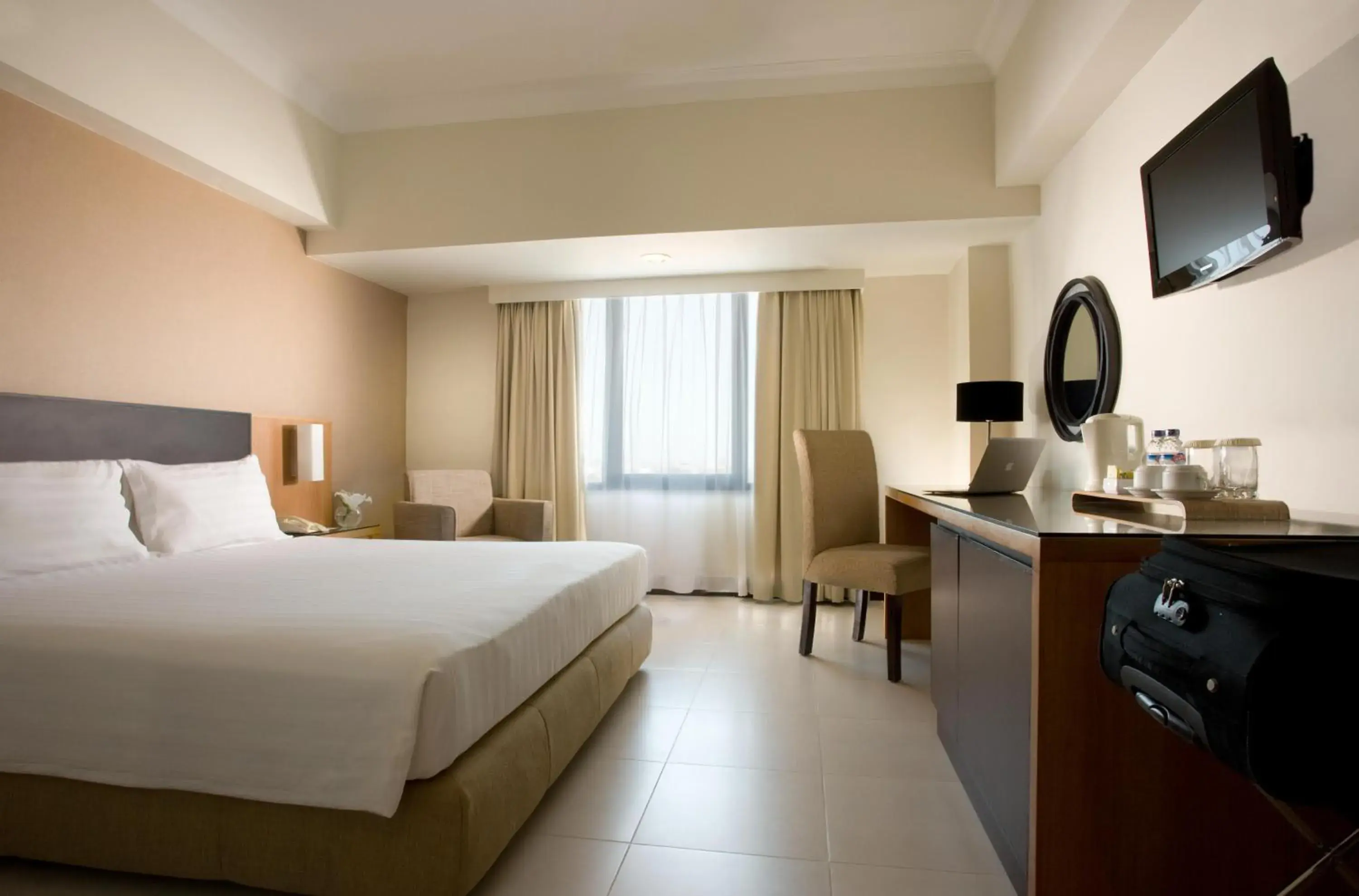 Bed in Hotel Santika Pandegiling - Surabaya Bed in Hotel Santika Pandegiling - Surabaya