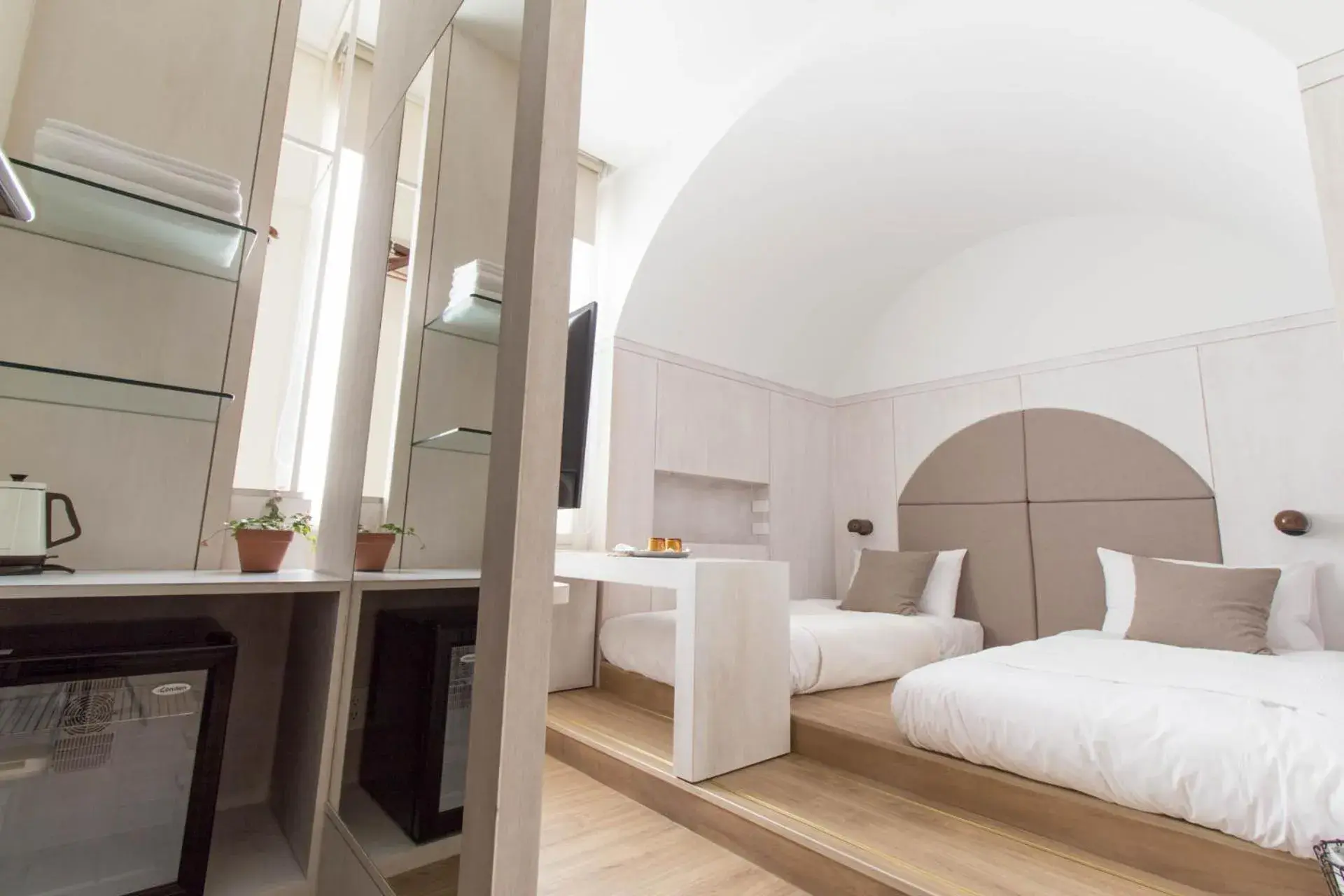 Twin Room with Private Bathroom in Ho̍k House Twin Room with Private Bathroom in Ho̍k House