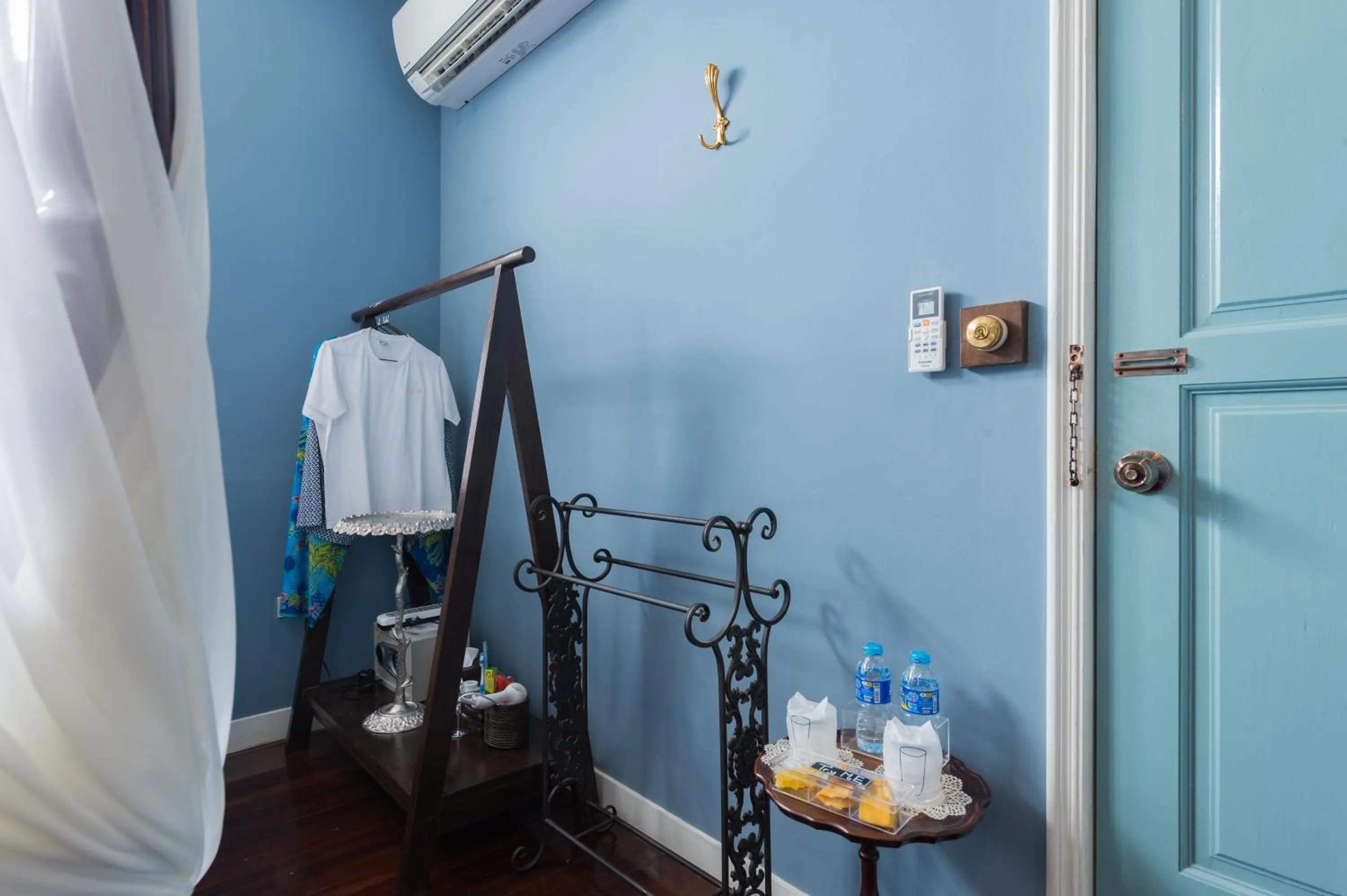 Food and drinks in The Unforgotten B&B