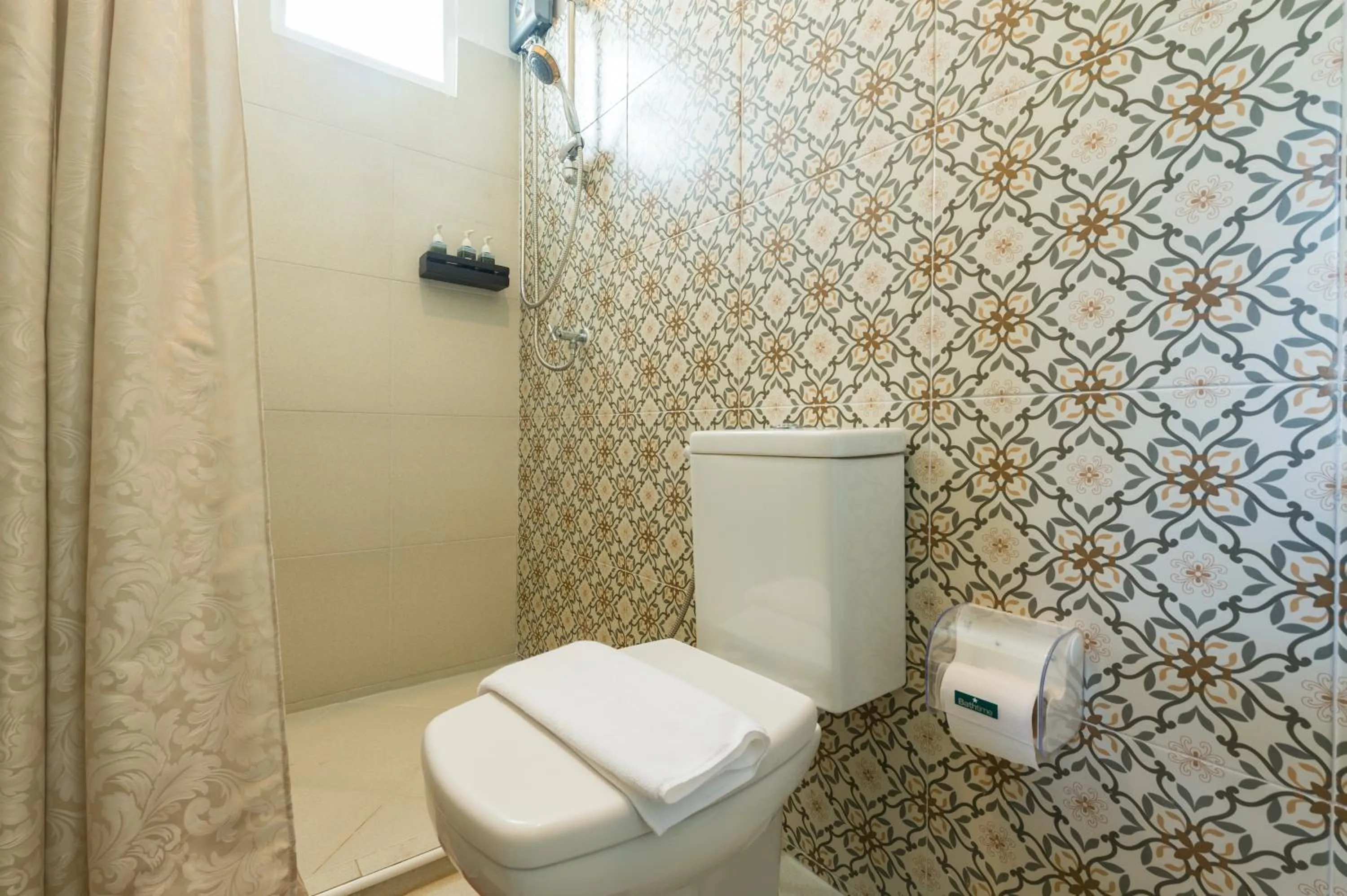 Bathroom in The Unforgotten B&B