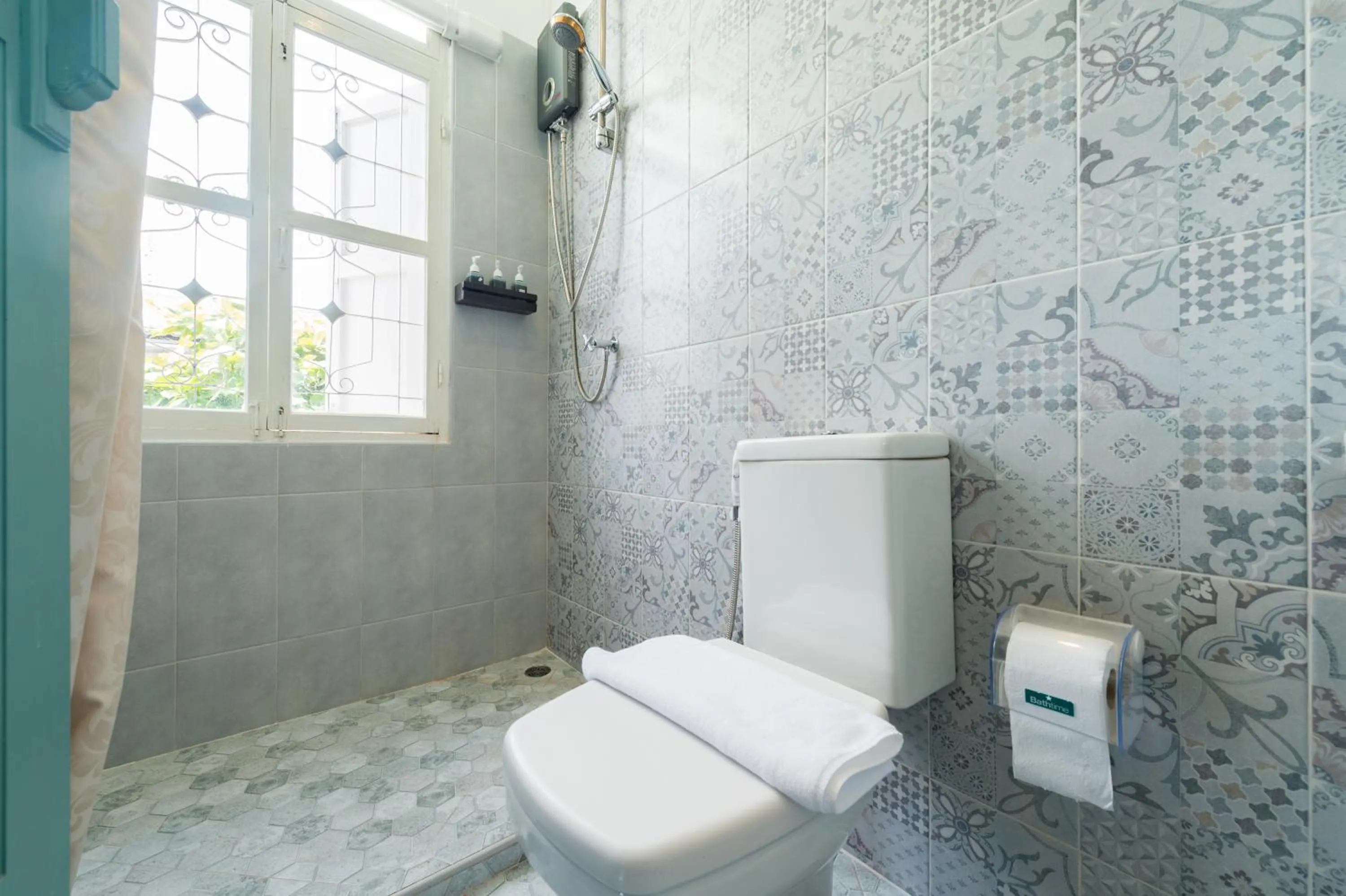 Shower in The Unforgotten B&B