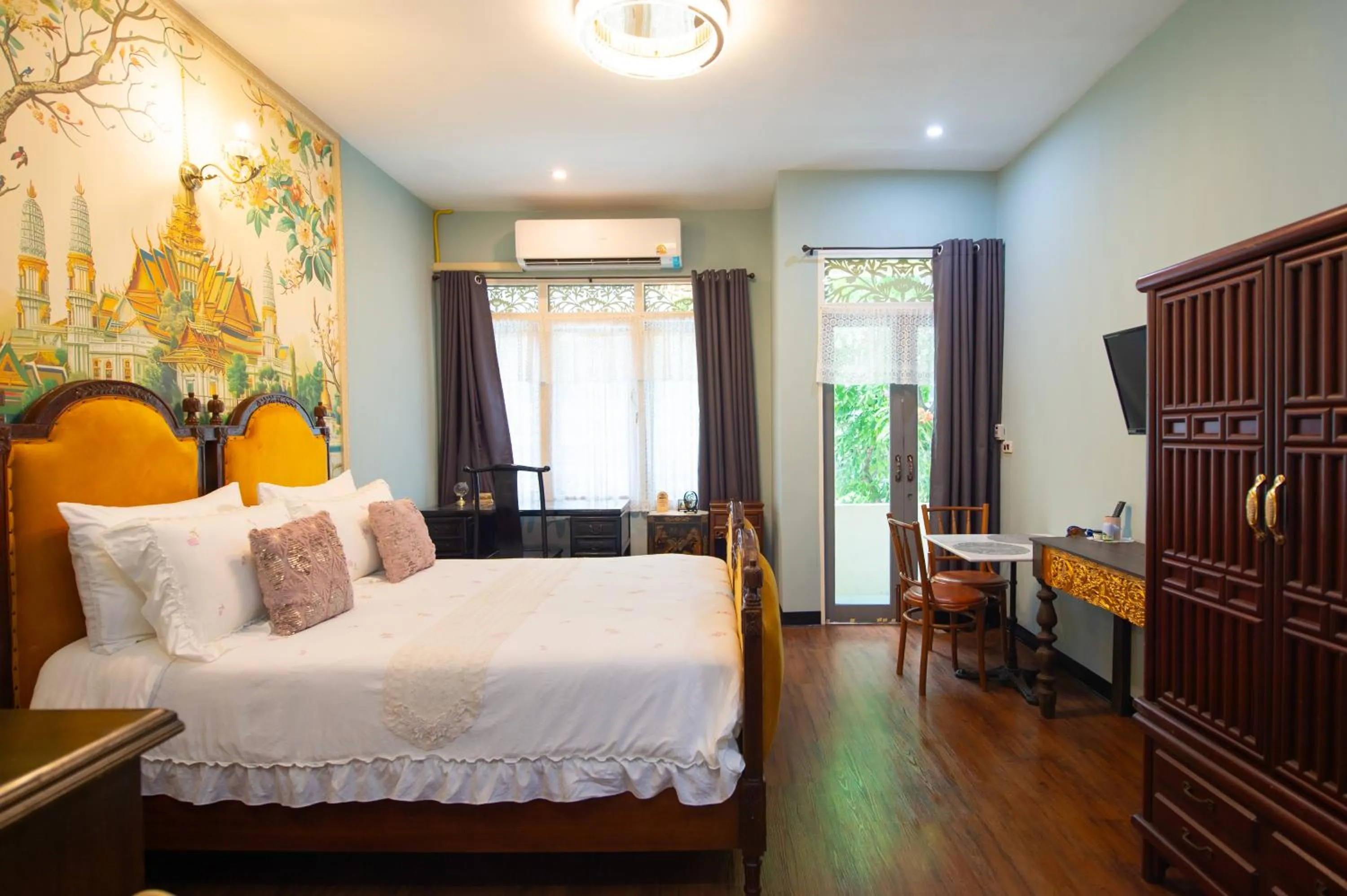 Photo of the whole room, Bed in The Unforgotten B&B