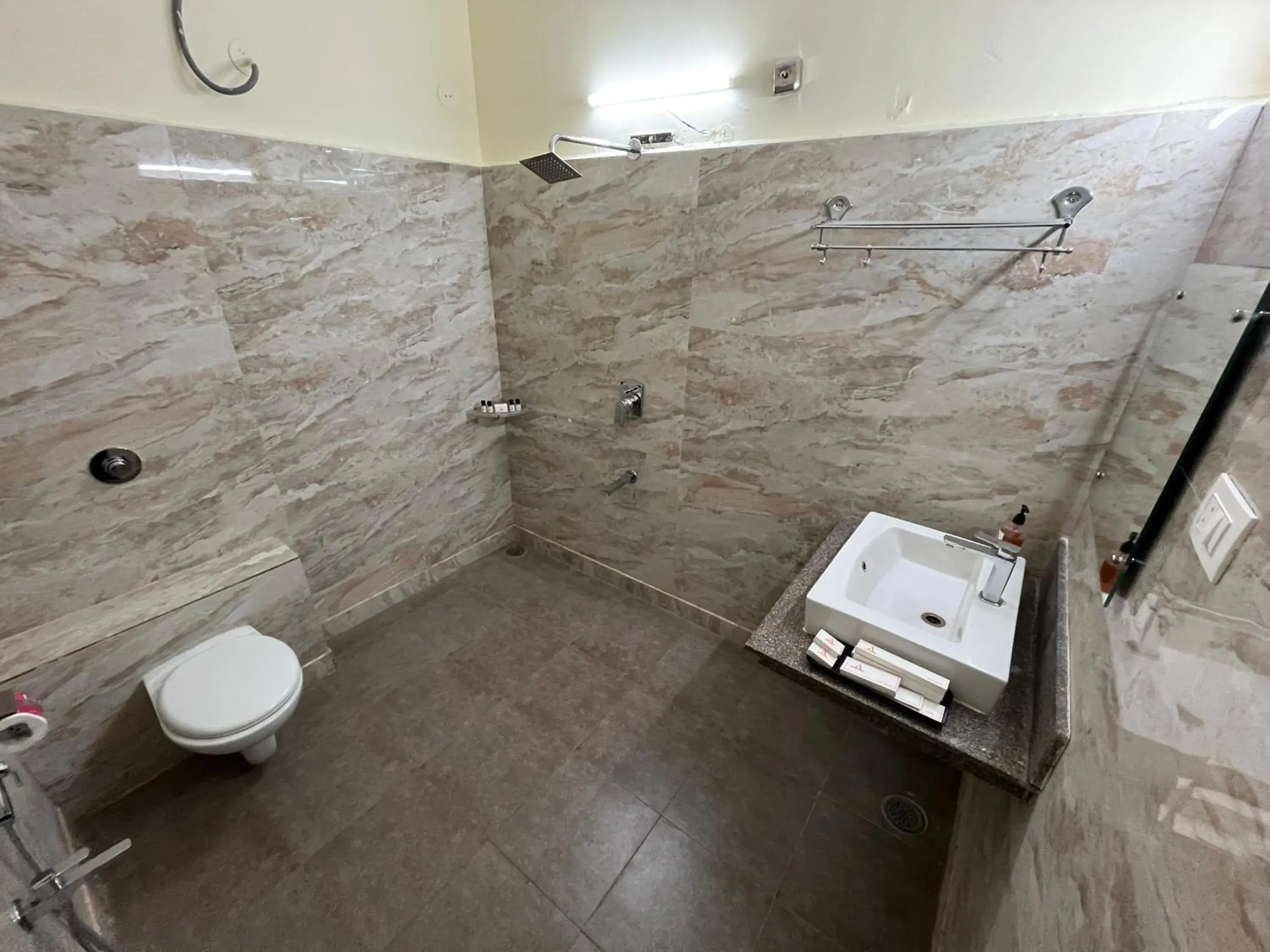 Shower in Ananya Comfortss Shower in Ananya Comfortss