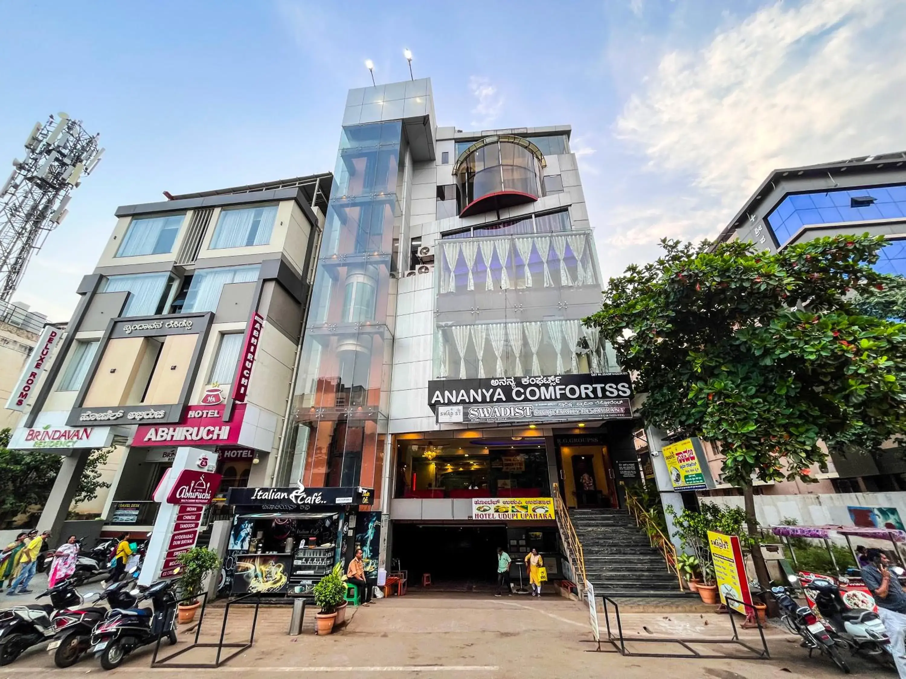 Property building in Ananya Comfortss Property building in Ananya Comfortss