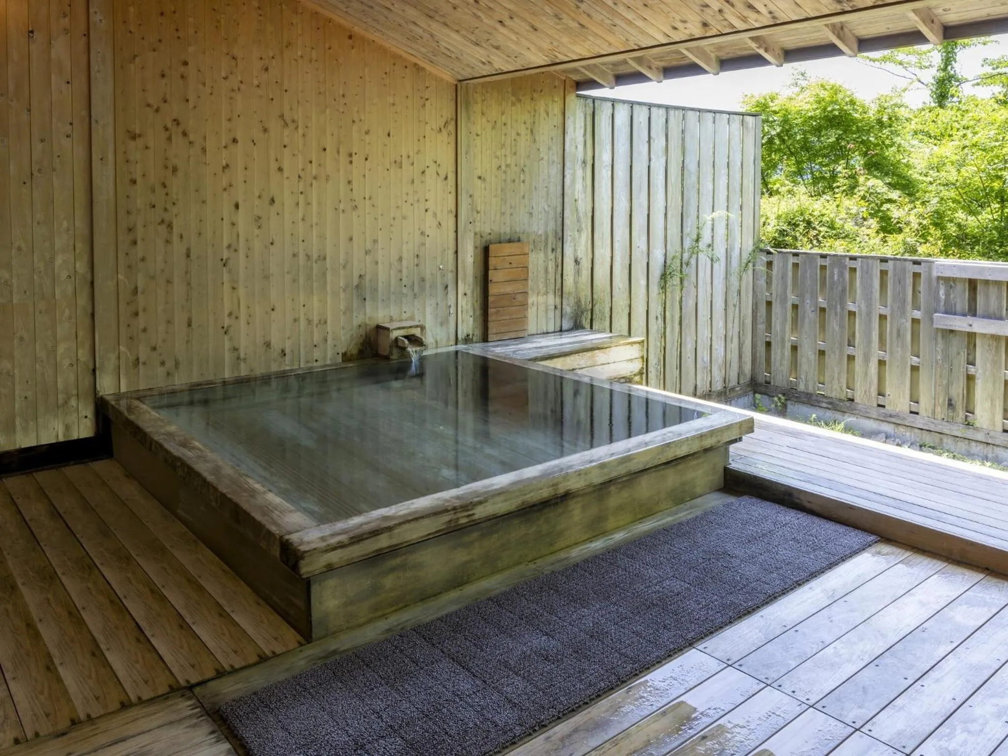 Public Bath in Hakone Retreat villa 1f