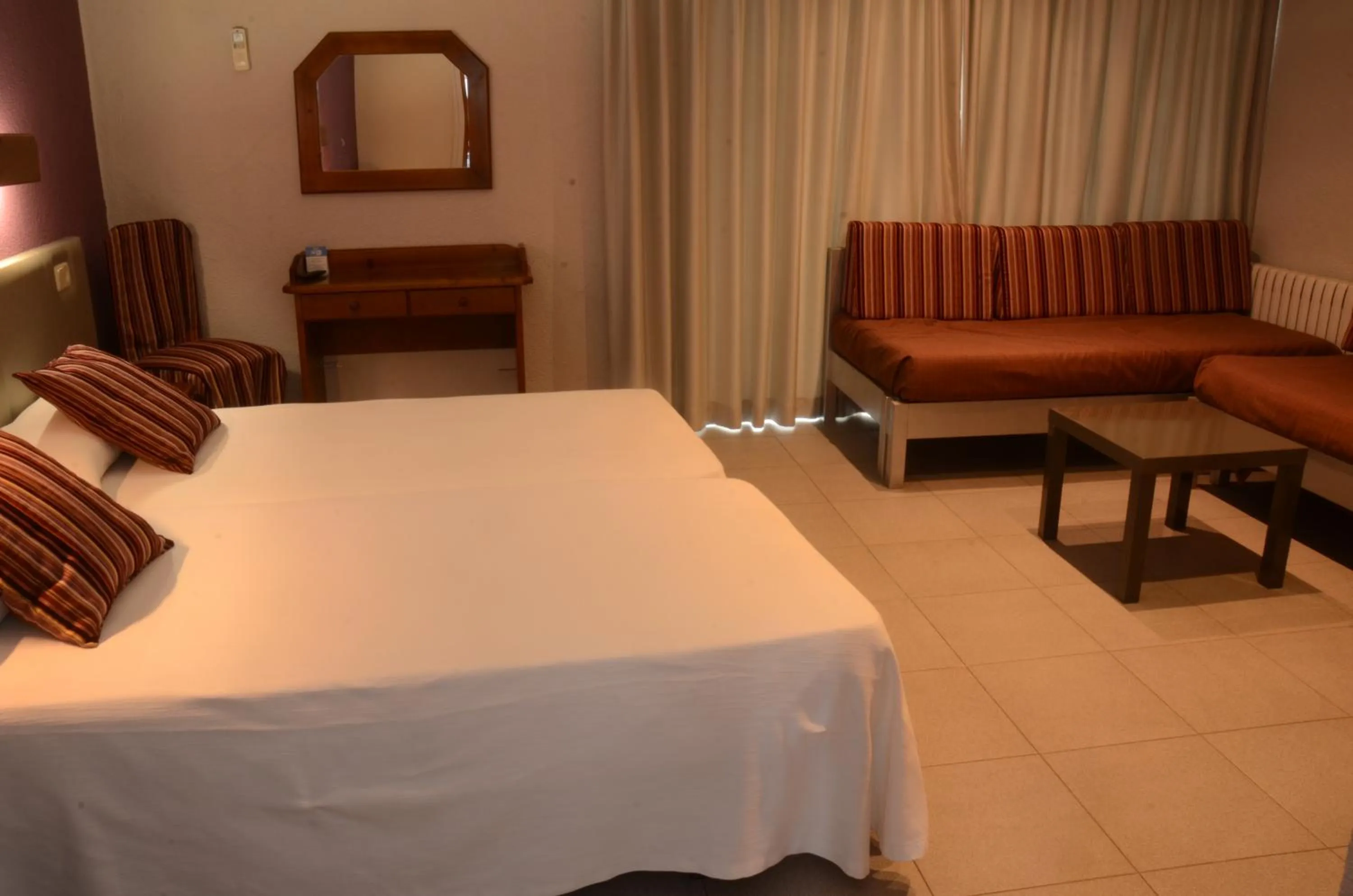 Photo of the whole room, Bed in Hotel S'Agoita