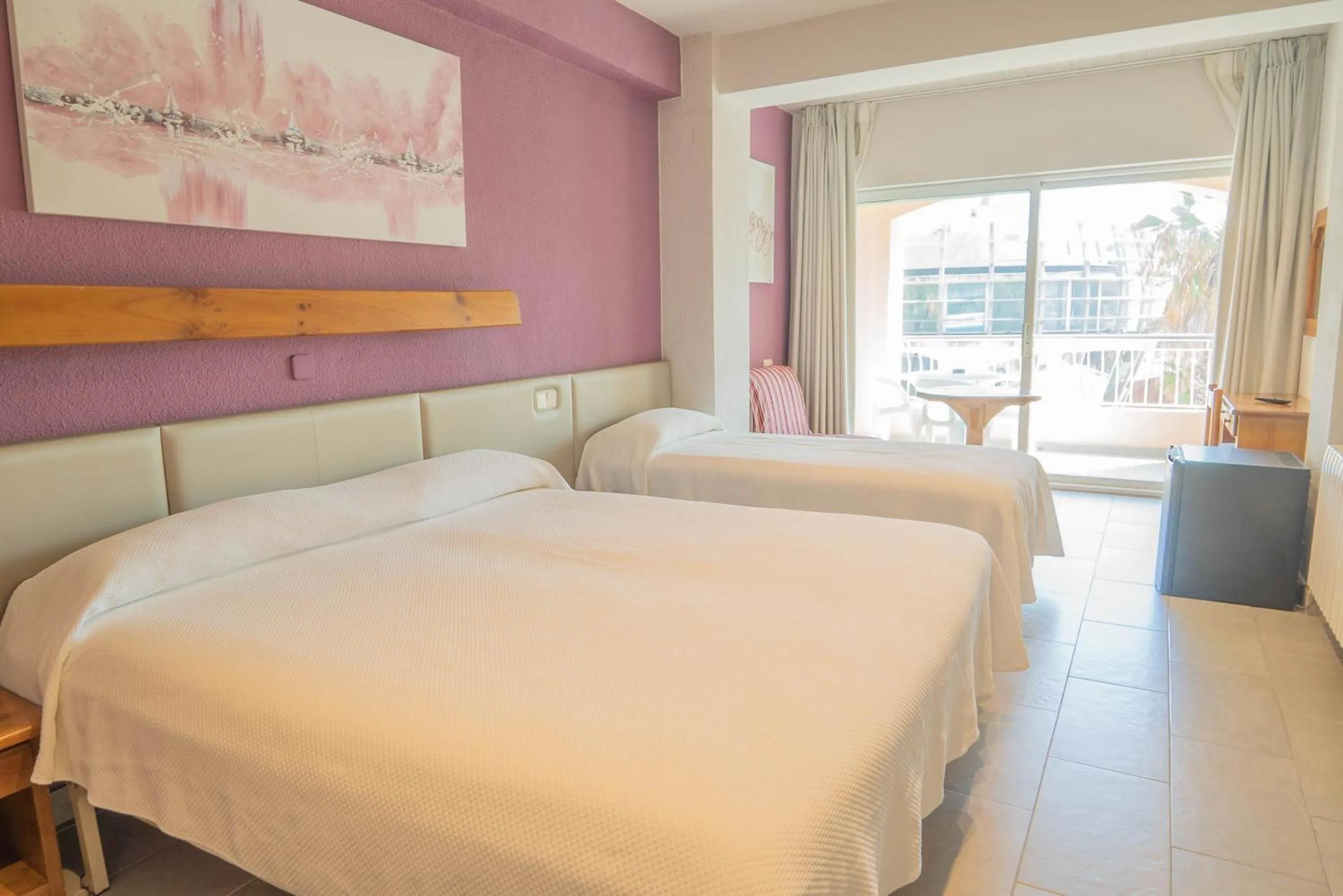 Bedroom, Bed in Hotel S'Agoita