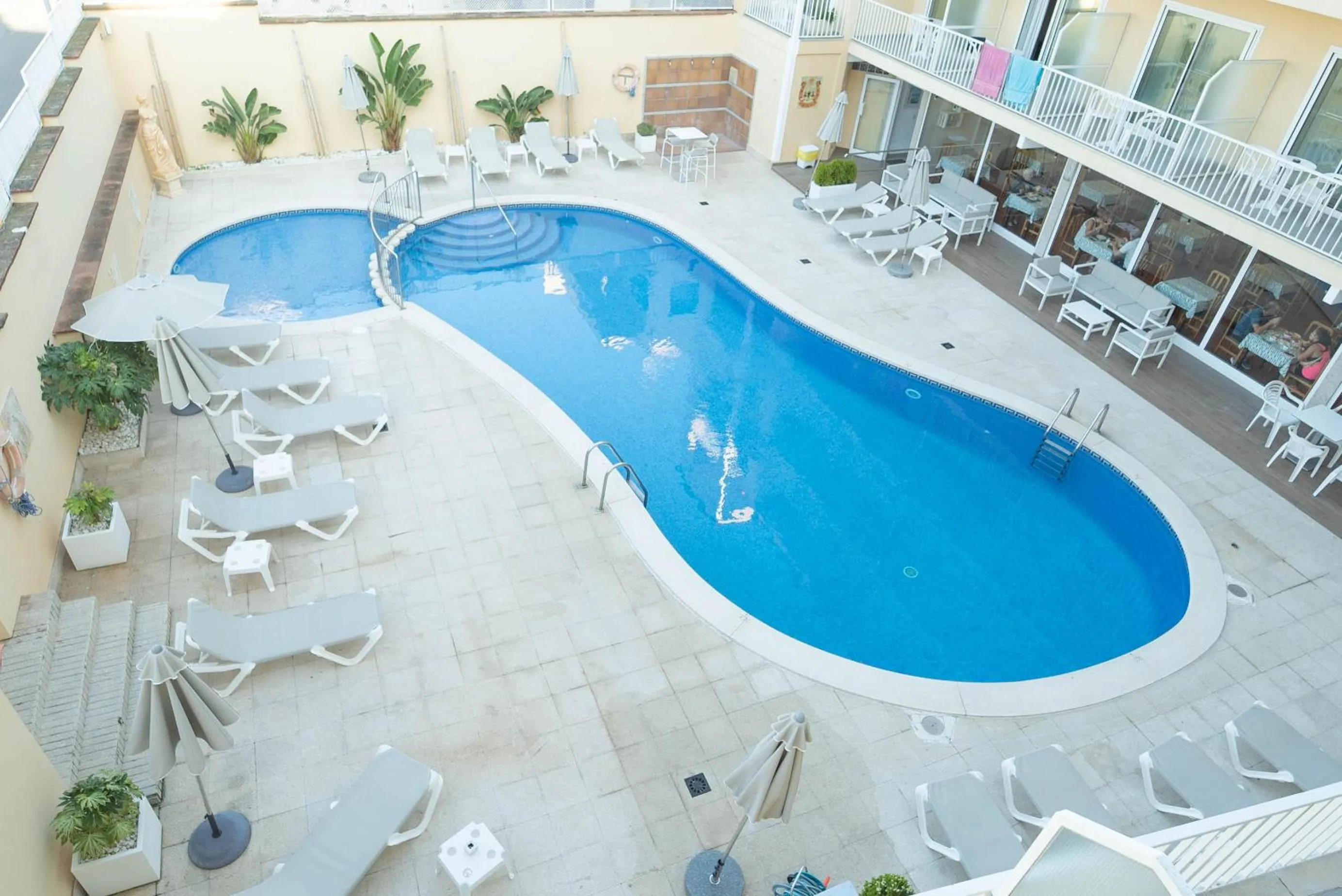 Swimming pool in Hotel S'Agoita