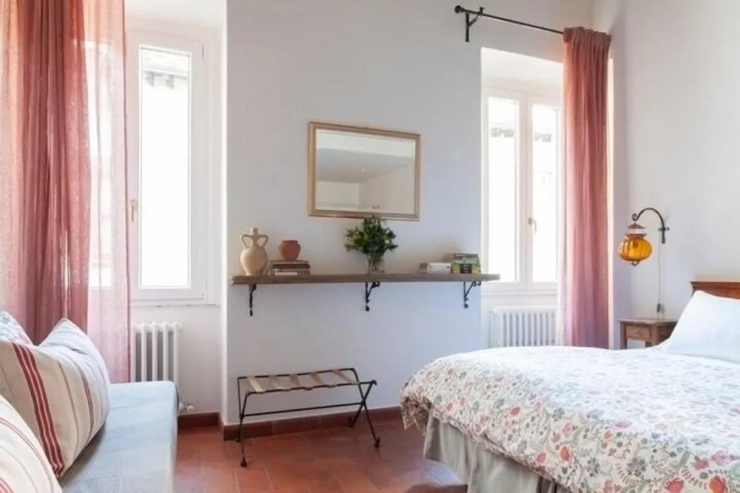 Photo of the whole room, Bed in Le Stanze Di Santa Croce