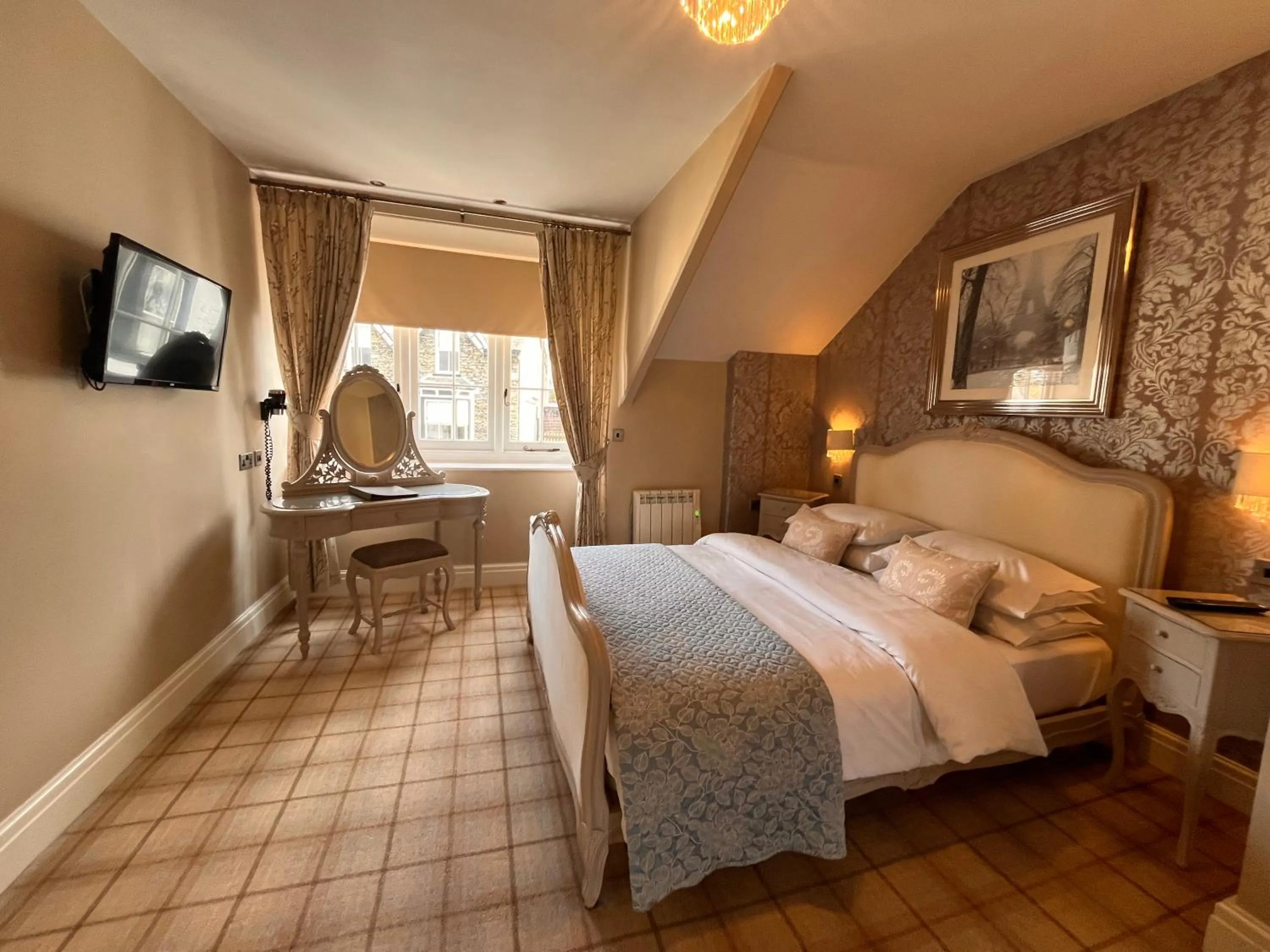 Bed in Bowness Bay Suites