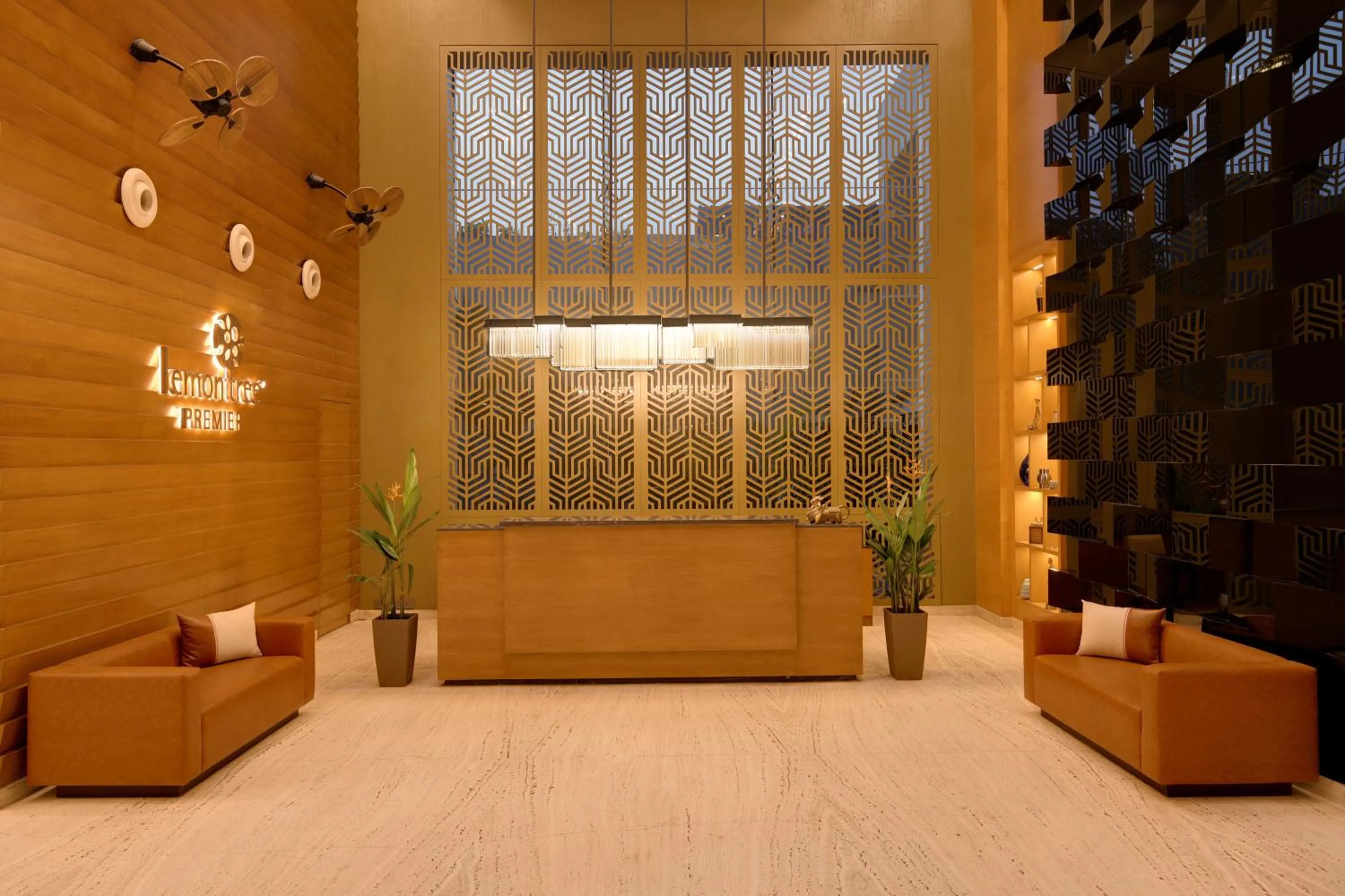 Lobby or reception in Lemon Tree Premier, Navi Mumbai
