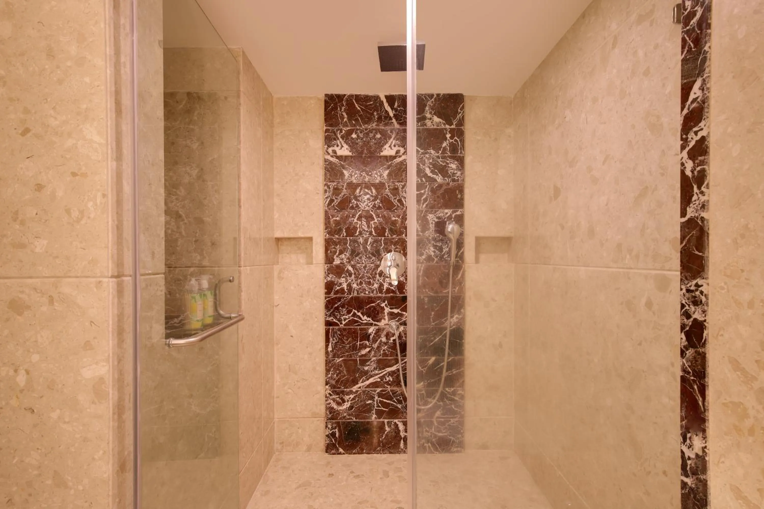 Bathroom in Lemon Tree Premier, Navi Mumbai