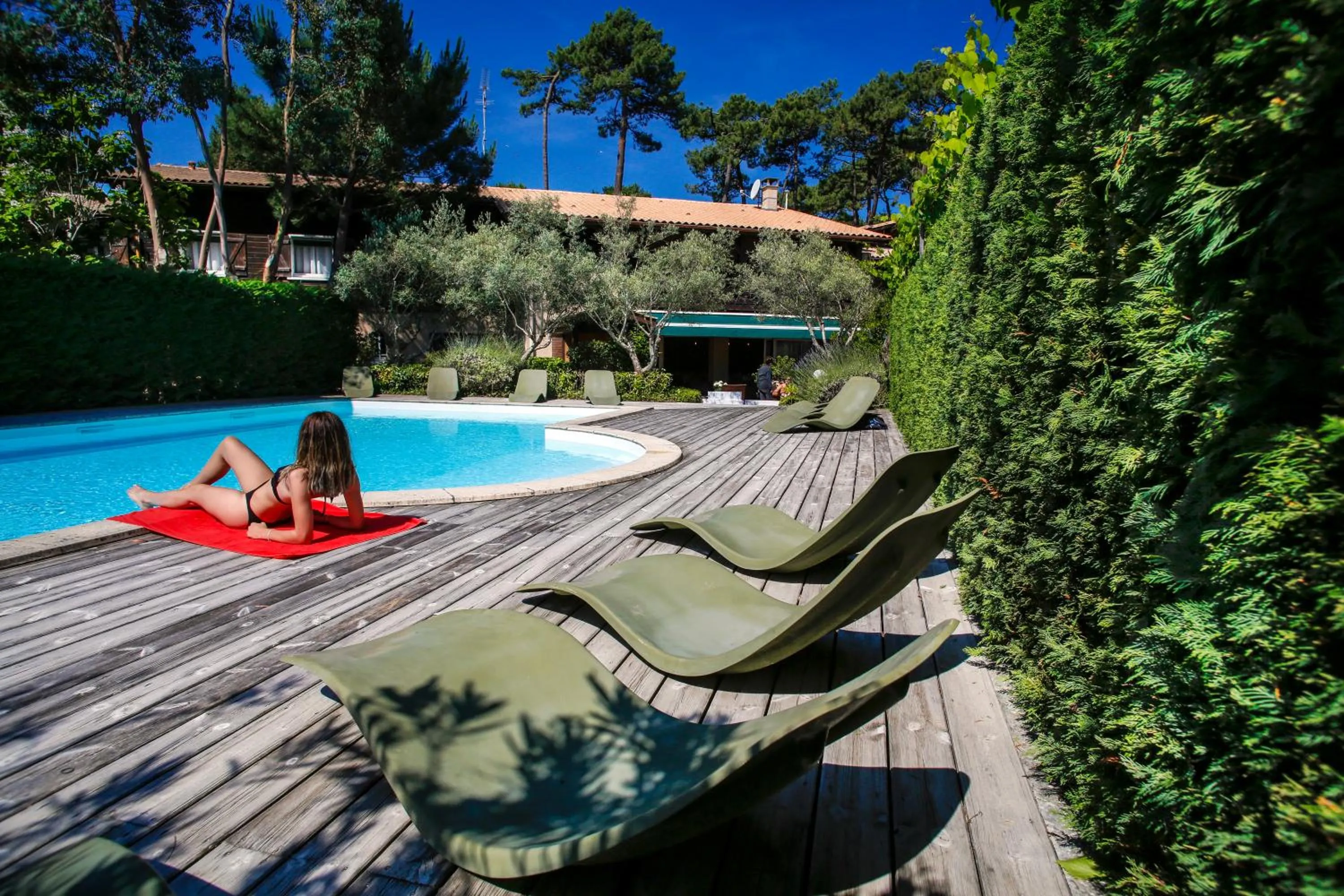 Swimming pool in Hotel Résidence Le Sporting