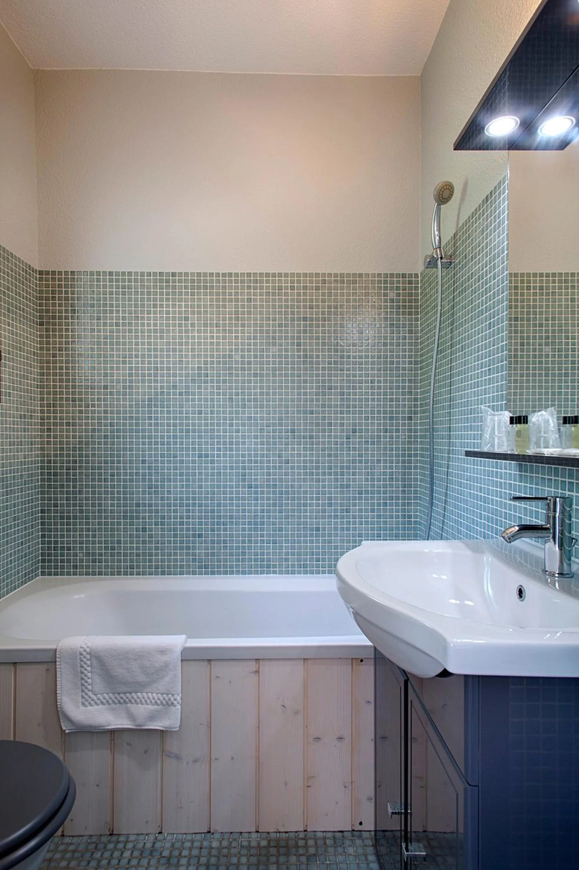 Bathroom in Hotel Résidence Le Sporting