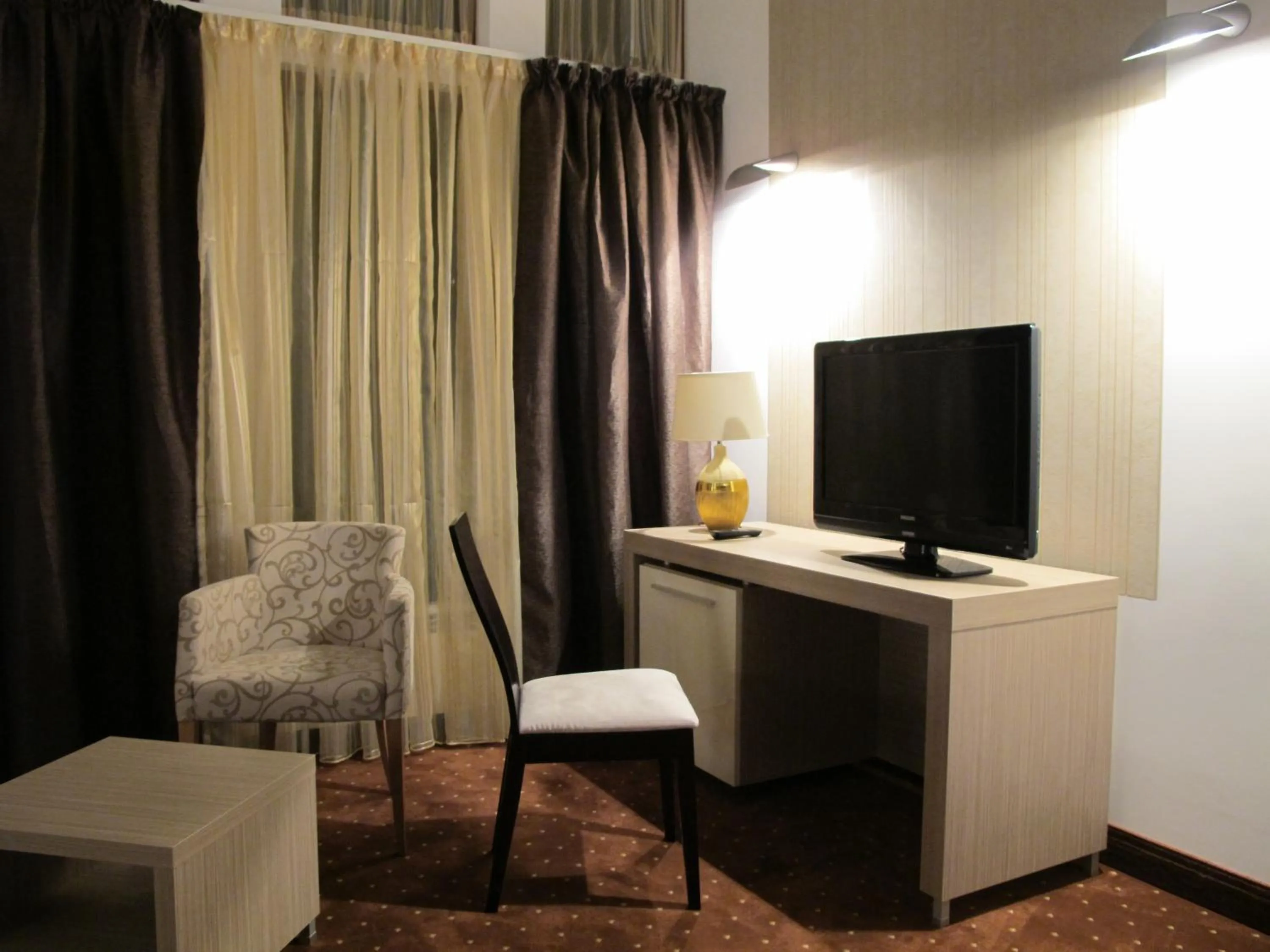 TV and multimedia in Radina's Way Hotel