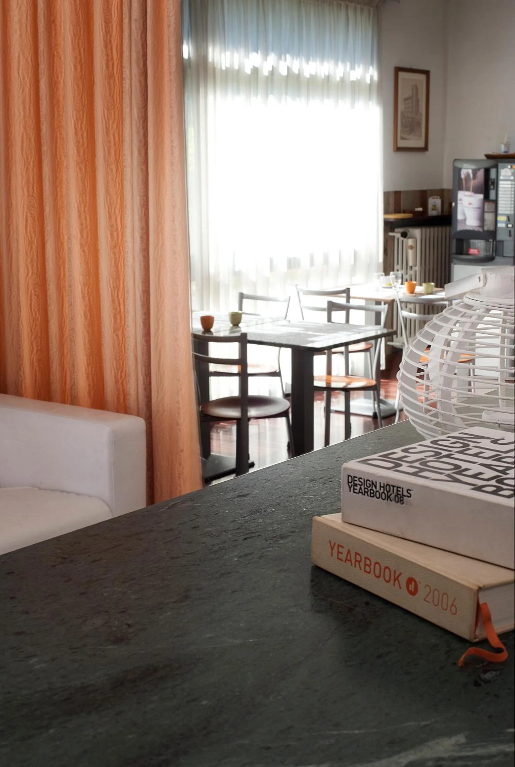 Breakfast, Bed in Hotel Caselle