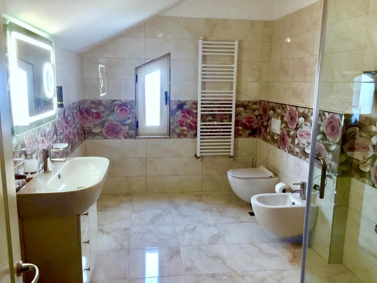 Shower in Diamond Beach Residence Hotel