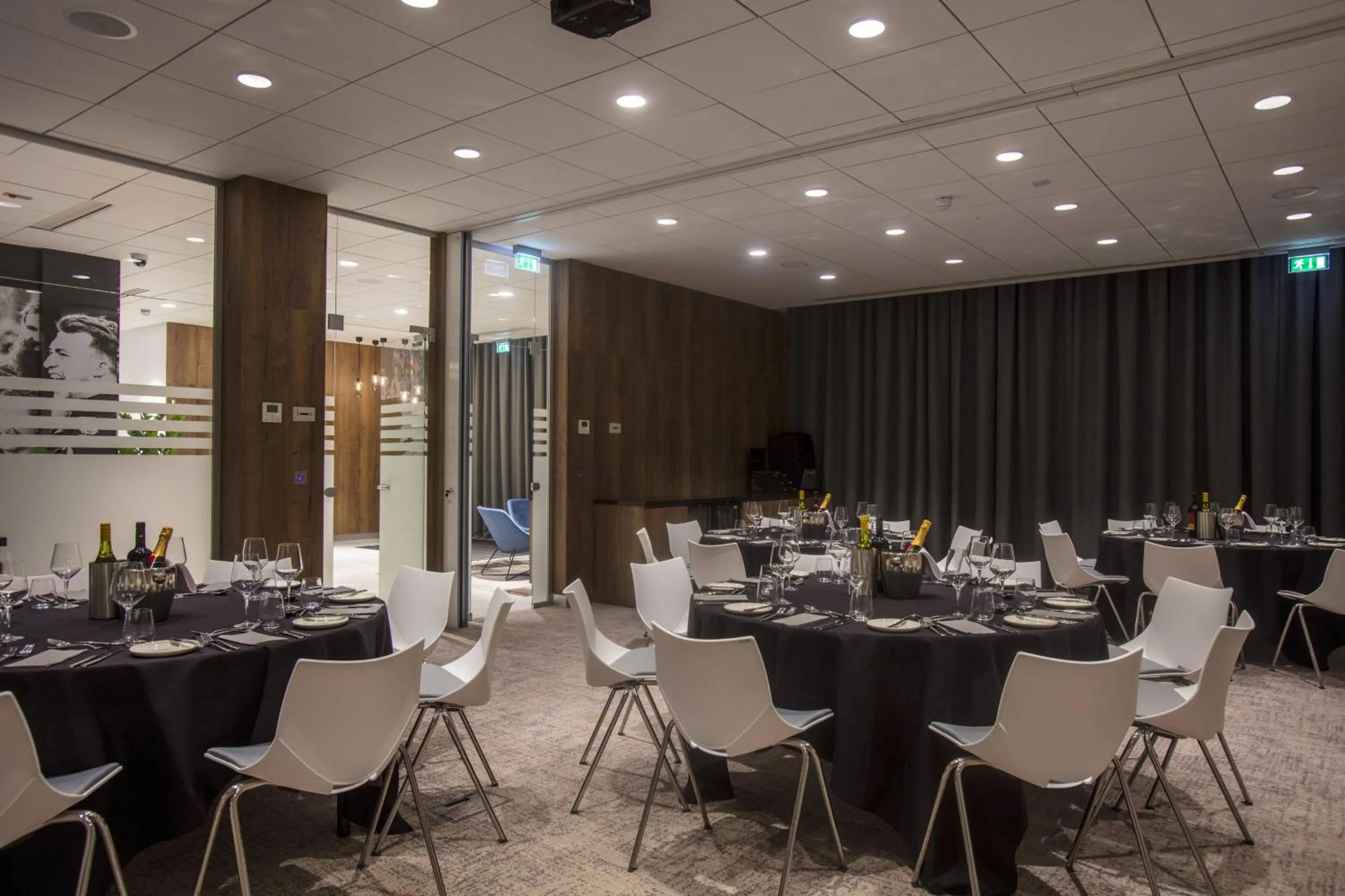 Meeting/conference room in Courtyard by Marriott Edinburgh West