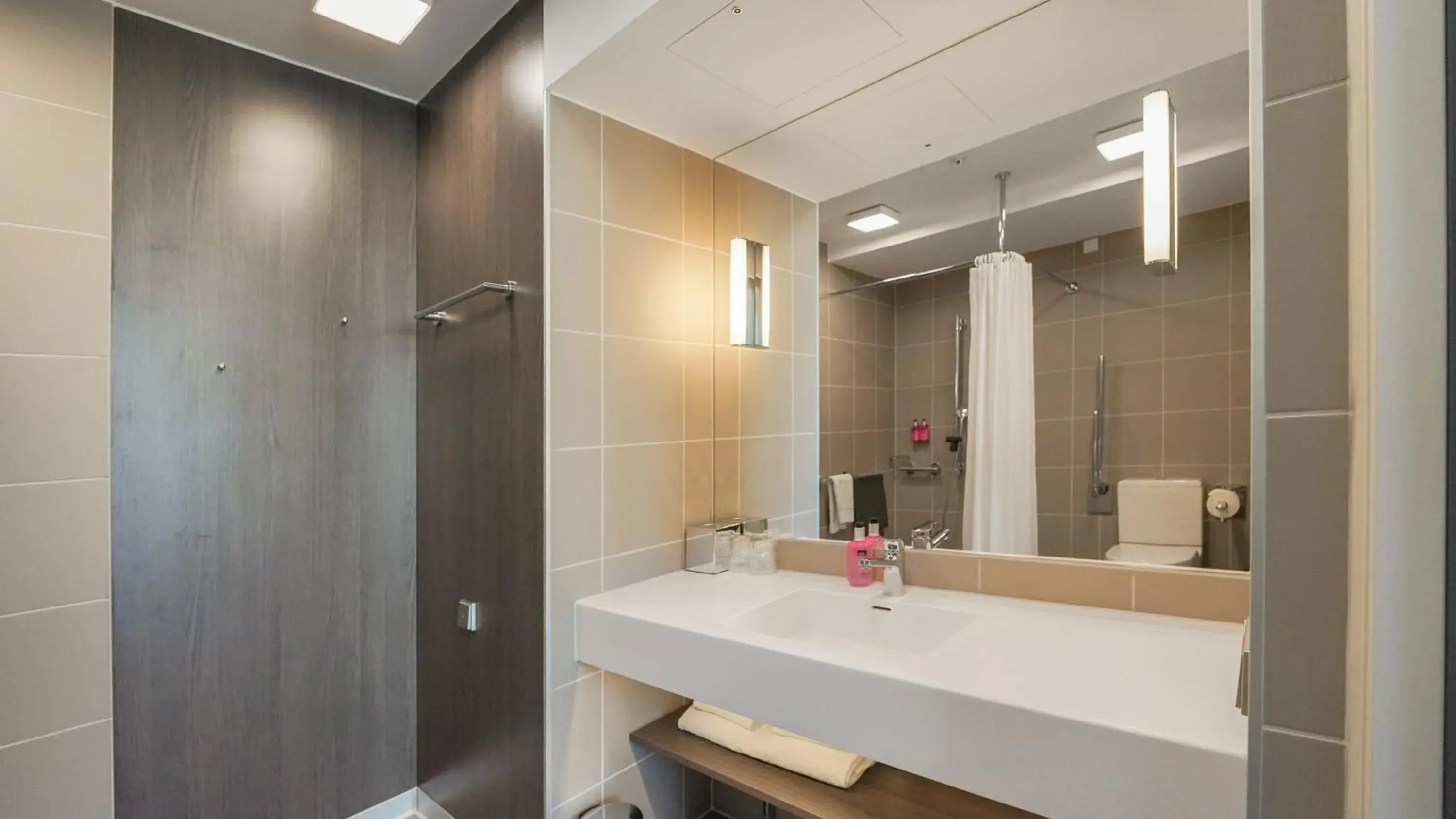 Family Room with One Queen Bed and Sofa Bed in X Hotel Family Room with One Queen Bed and Sofa Bed in X Hotel