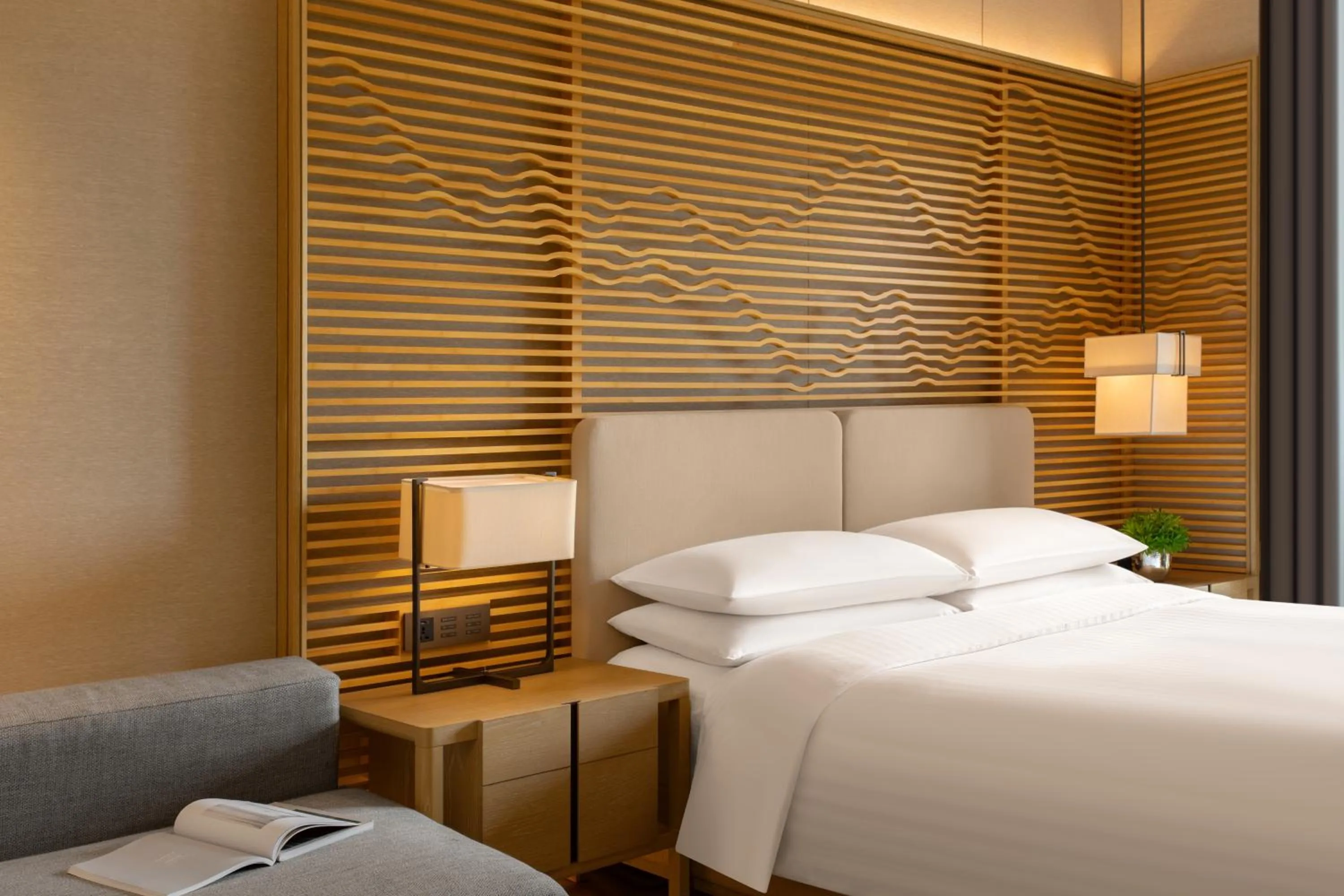 Bed in Shenzhen Marriott Hotel Golden Bay